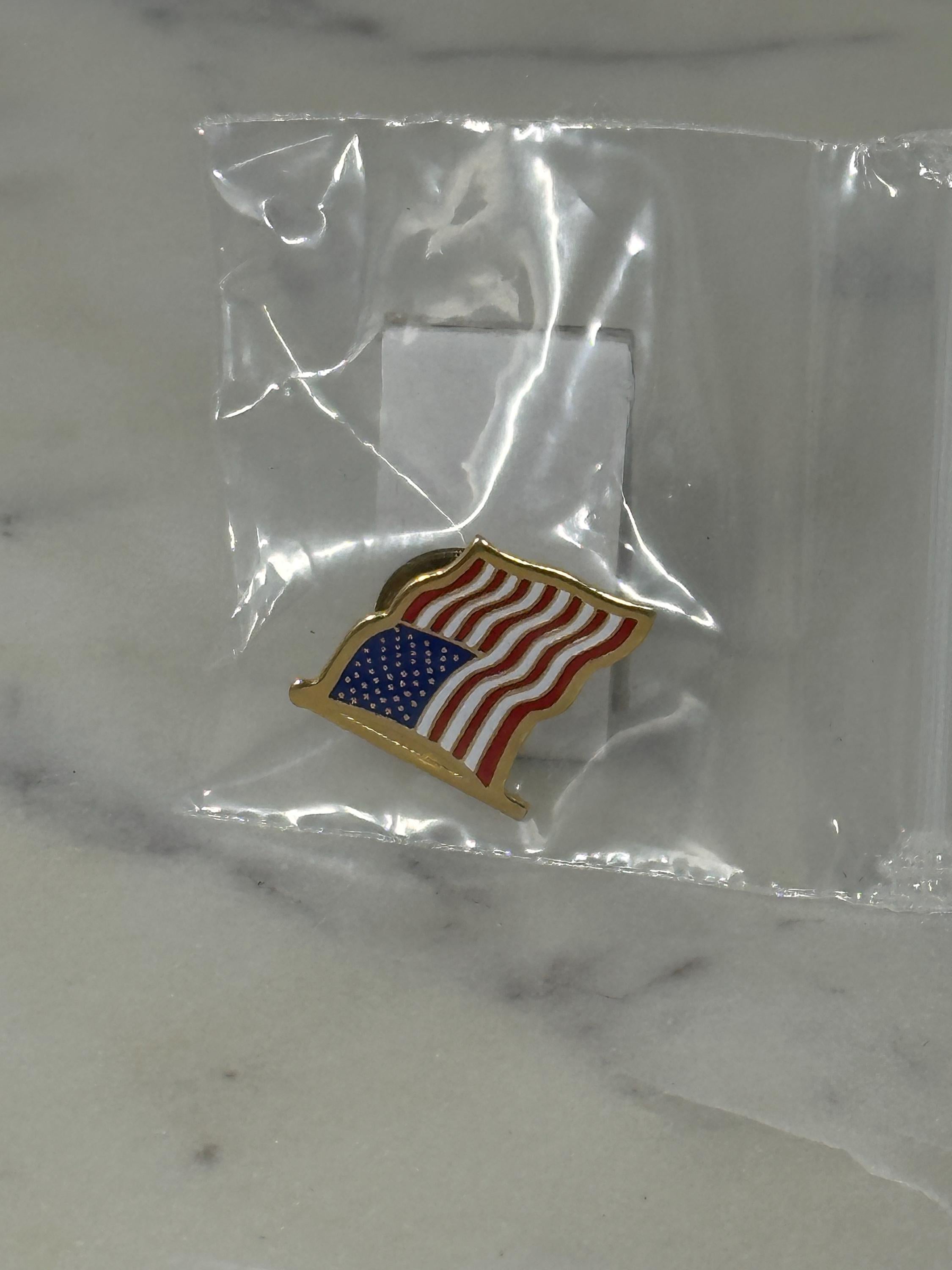 American Flag Enamel Pin: Gold Trim Patriotic Accessory - Vintage Style