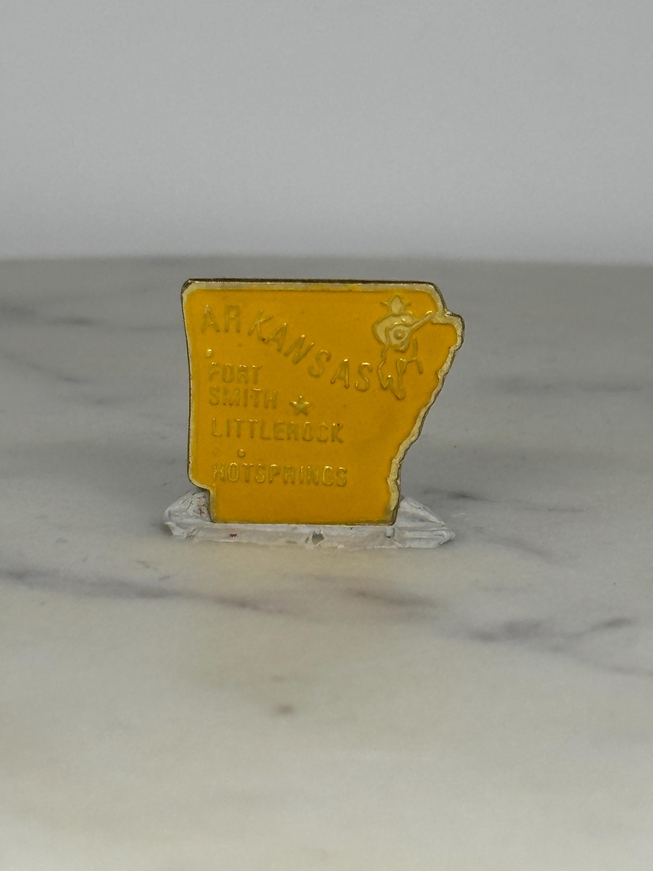 Arkansas State Souvenir Pin: Yellow Enamel Map - Vintage Travel Accessory
