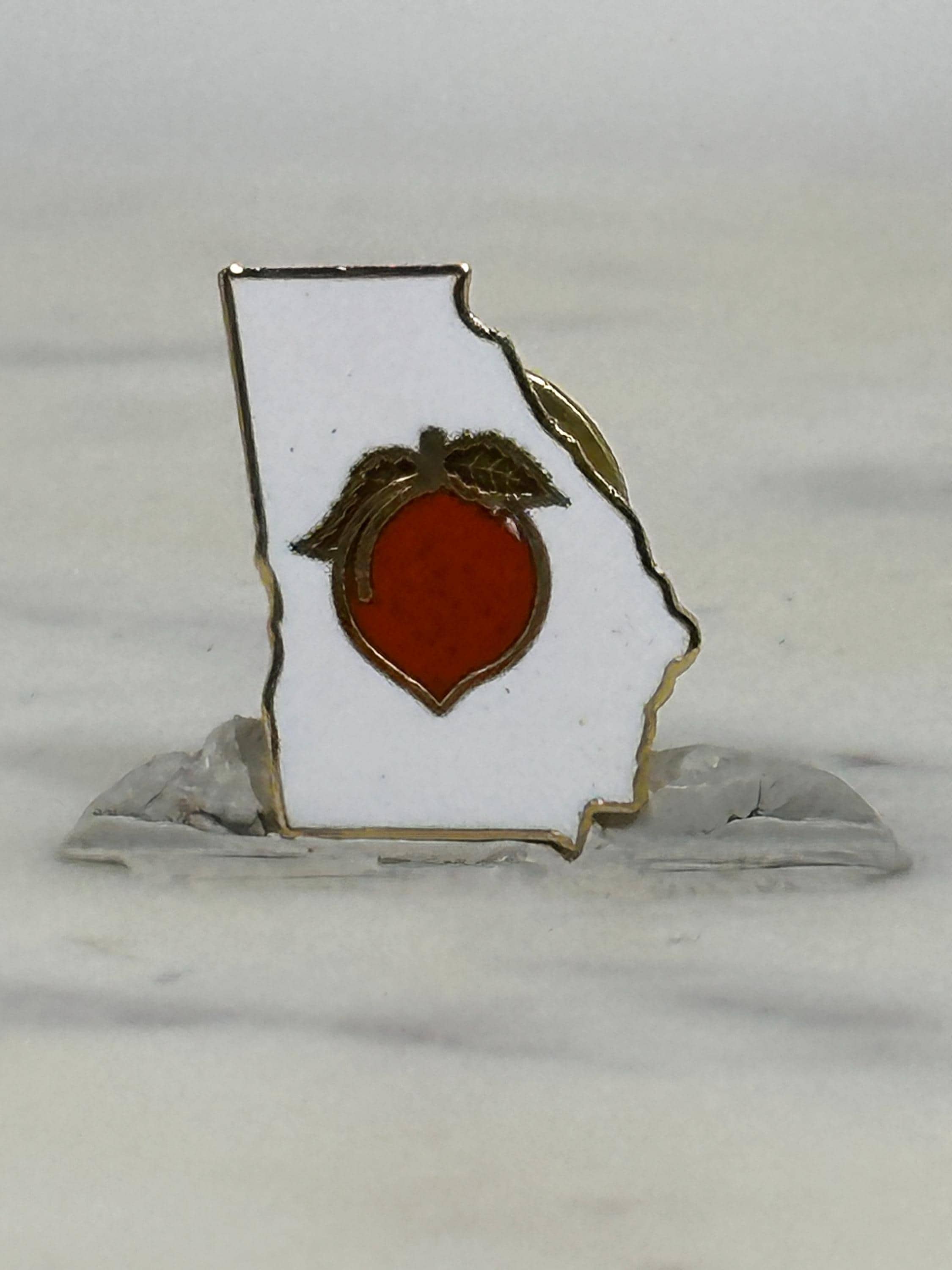 Georgia State Peach Enamel Pin: White Gold Outline - Vintage Travel Accessory