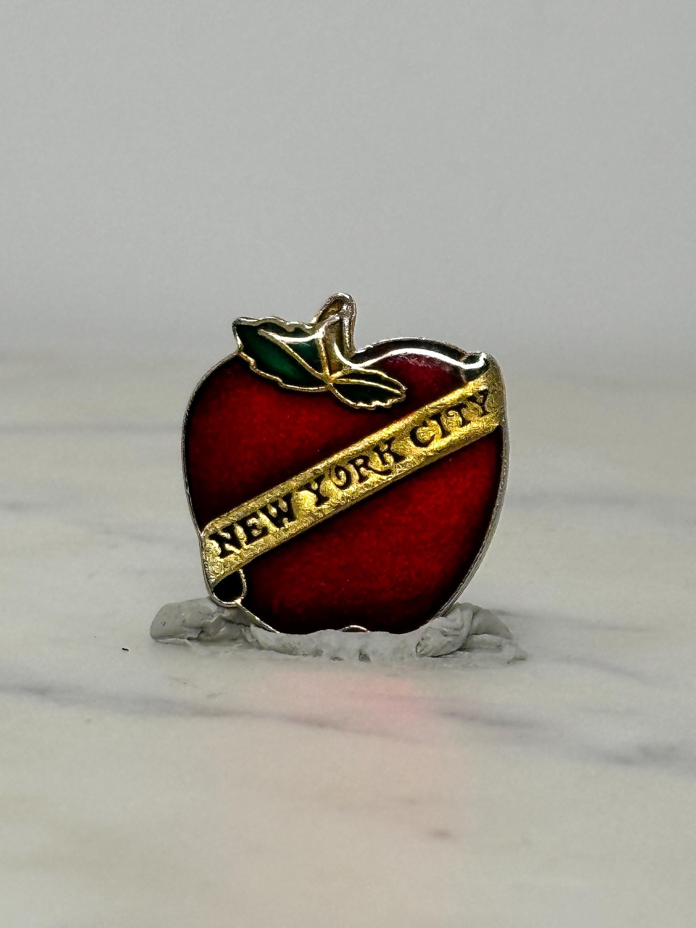 New York City Souvenir Pin: Red Enamel Apple - Vintage Travel Accessory
