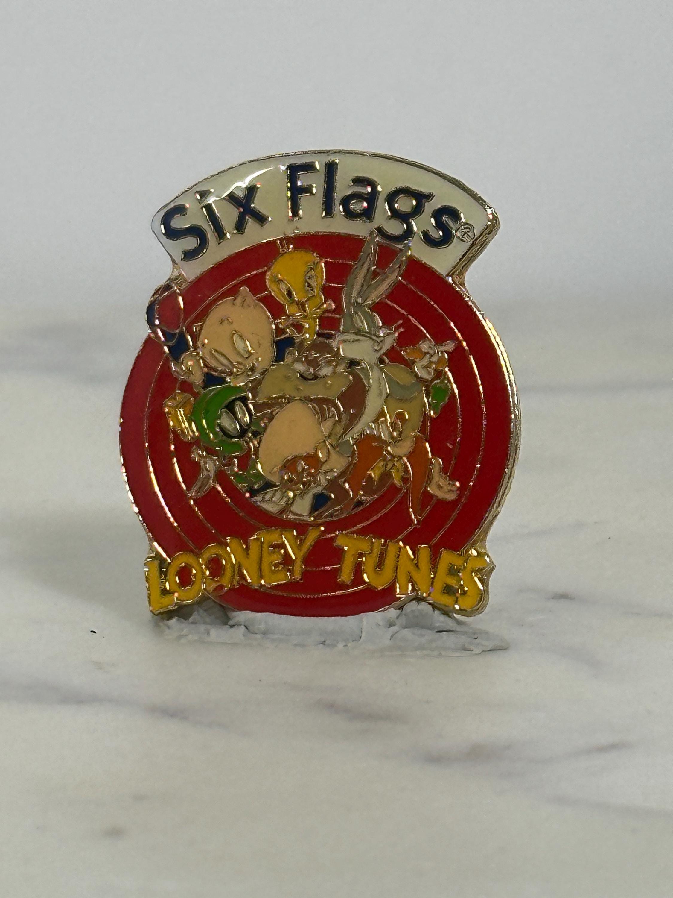Looney Tunes Six Flags Enamel Pin: Red & Gold Finish - Retro Cartoon Accessory