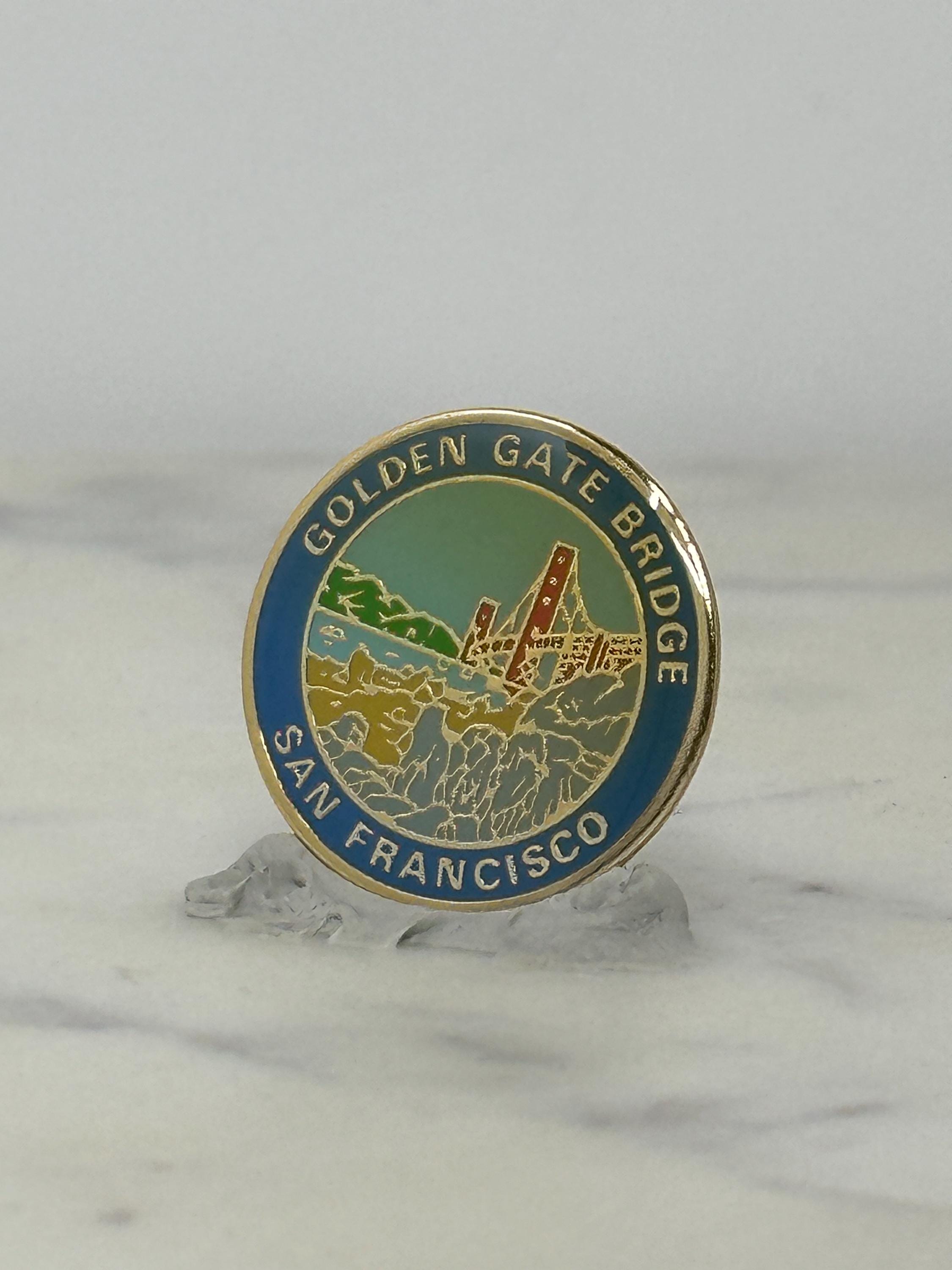 Golden Gate Bridge Souvenir Pin: Multicolor Enamel - Vintage Travel Accessory