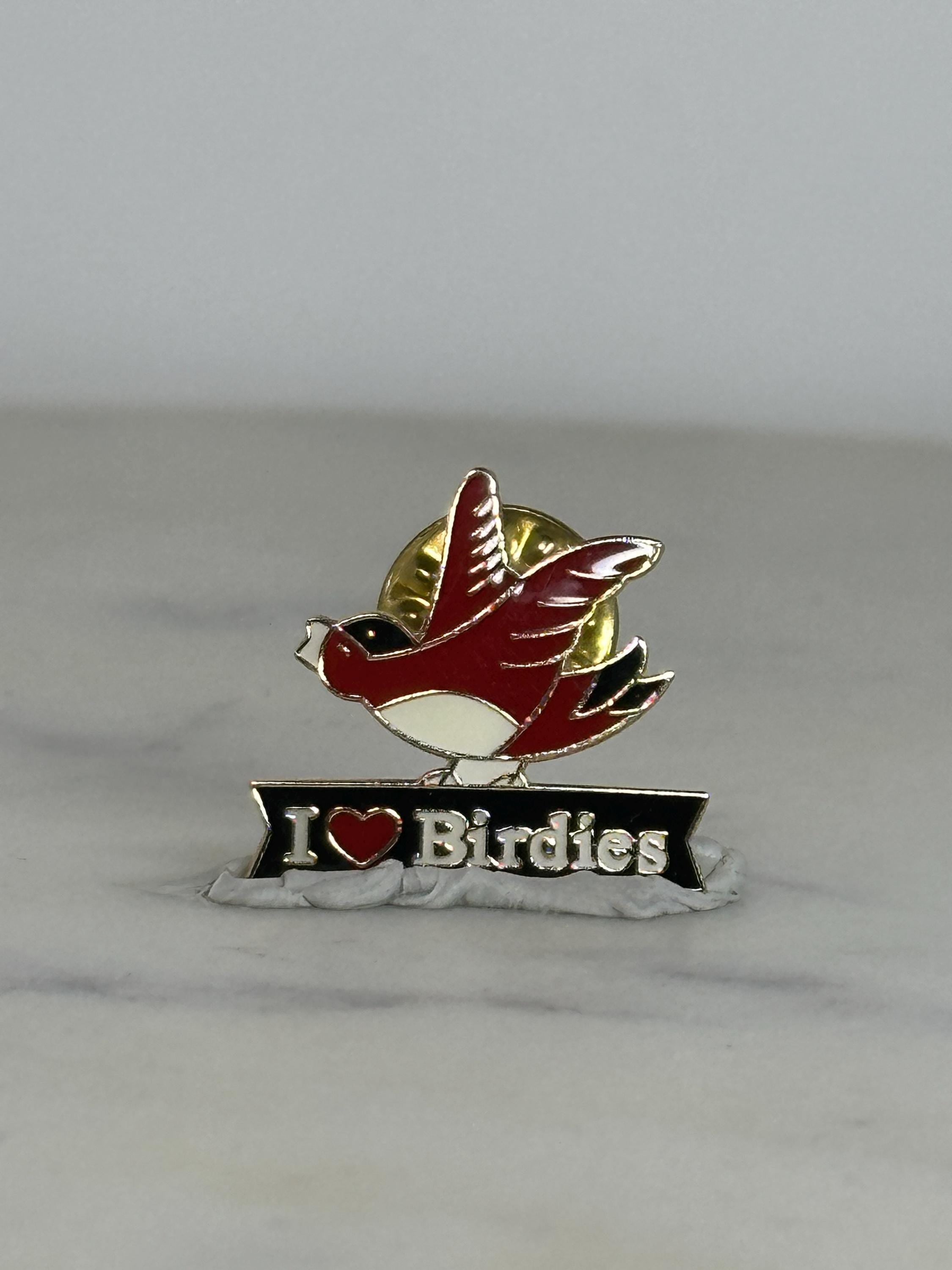 I Love Birdies Enamel Pin: Red Gold-Tone Finish - Retro Animal Accessory