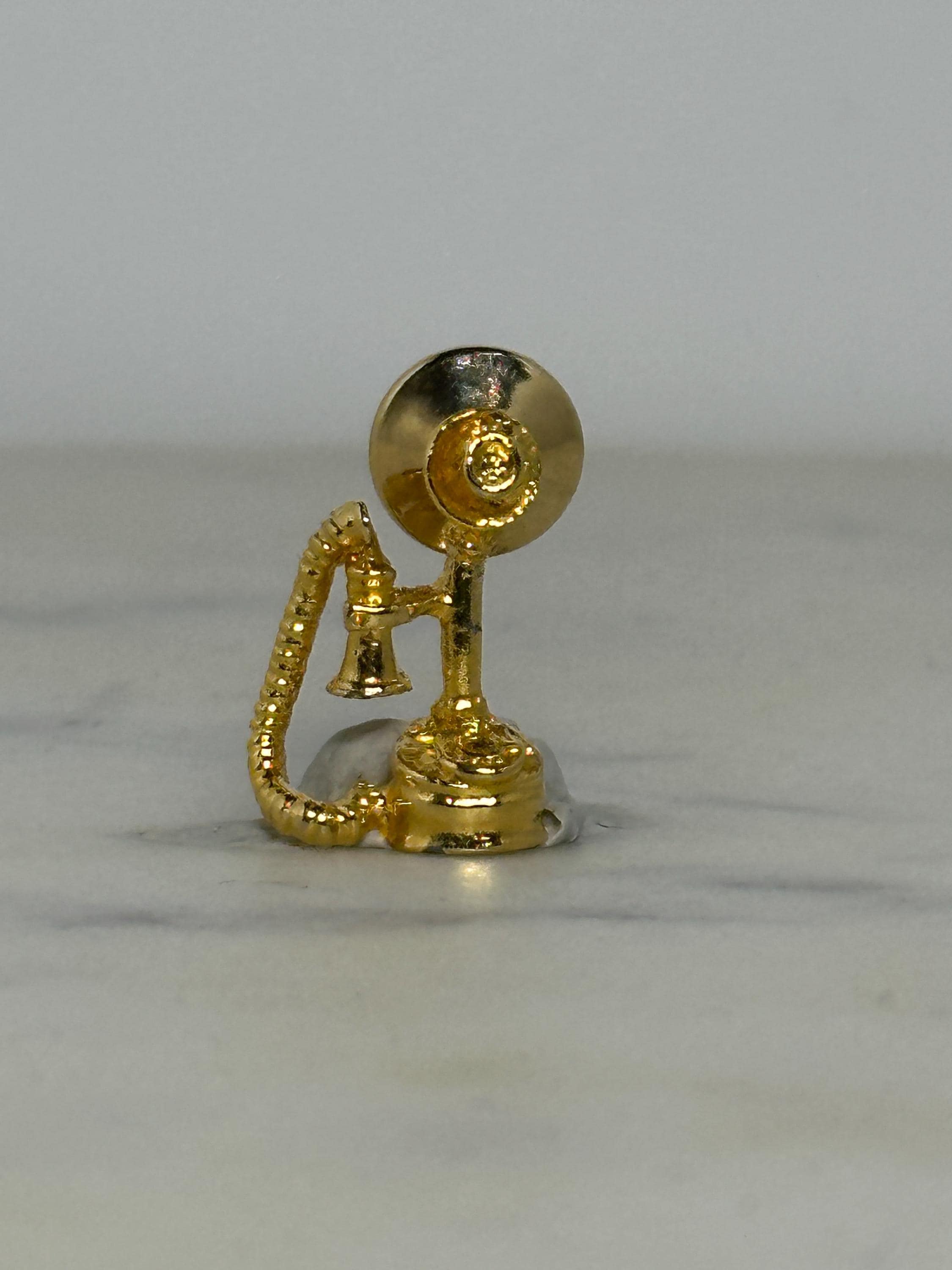 Antique Telephone Enamel Pin: Gold Tone Finish - Vintage Style Accessory