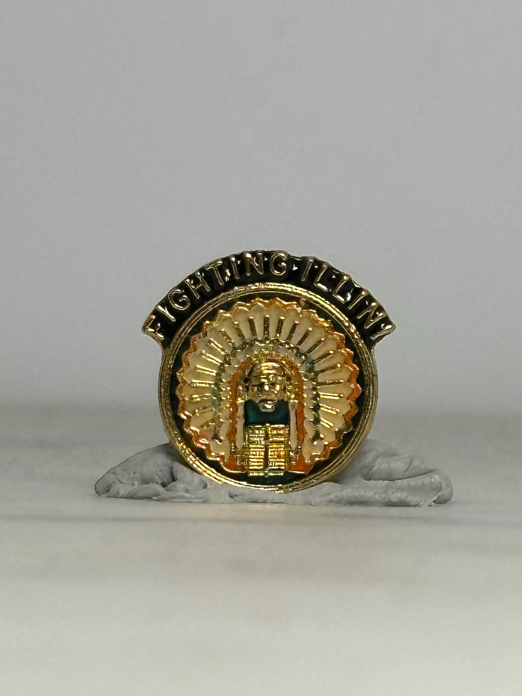 Fighting Illini Enamel Pin: Gold Tone & Enamel - Vintage Sports Accessory