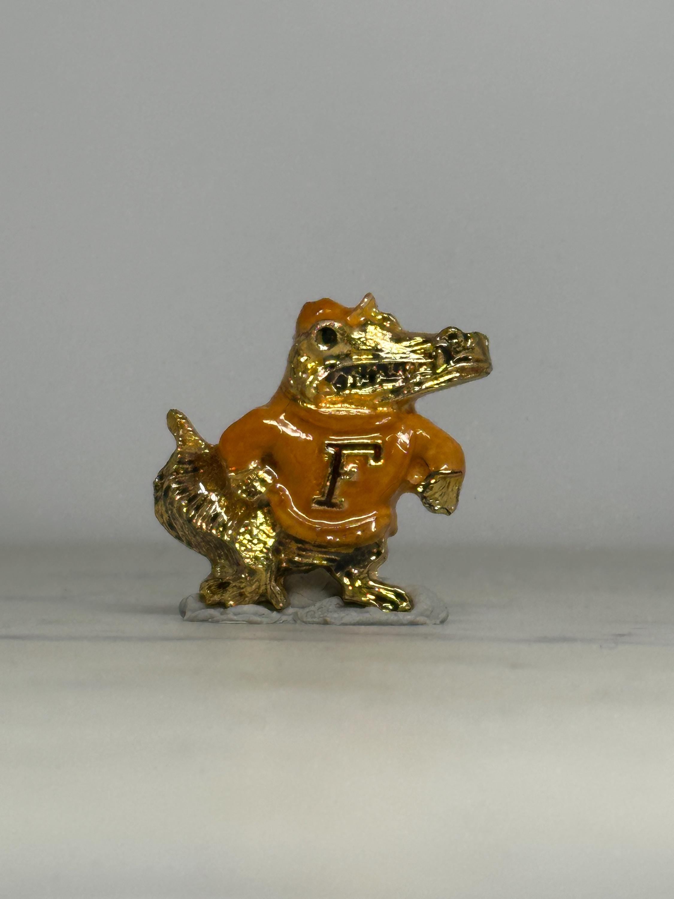 Florida Gator Mascot Pin: Gold Enamel Finish - Vintage Sports Accessory