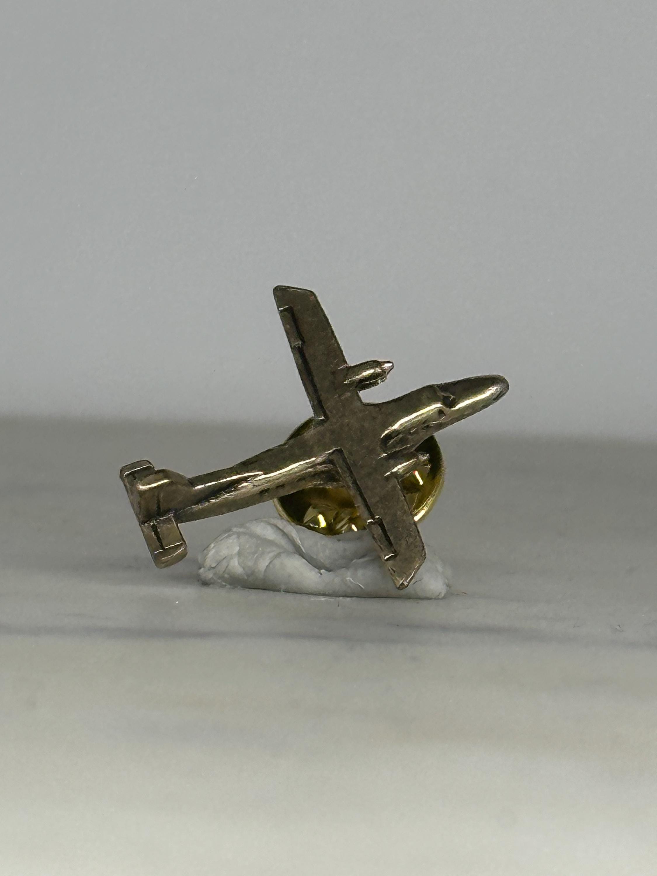 Airplane Lapel Pin: Matte Gold Tone - Aviation Collectible Accessory