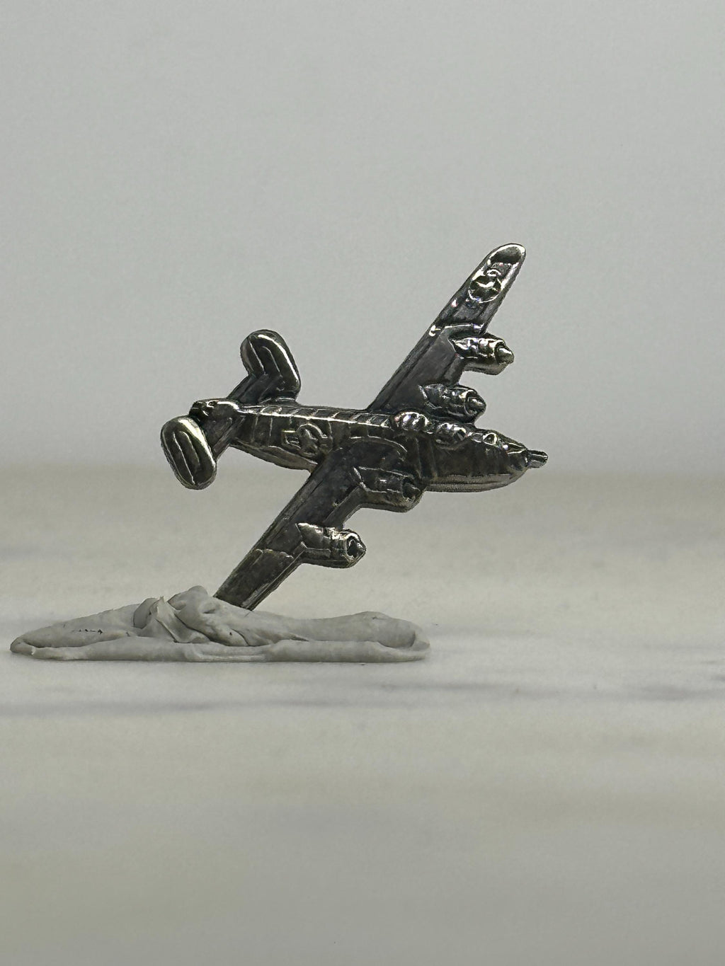B-17 Flying Fortress Bomber Pin: Silver Metal WWII Airplane – Vintage Military Aviation Collectible
