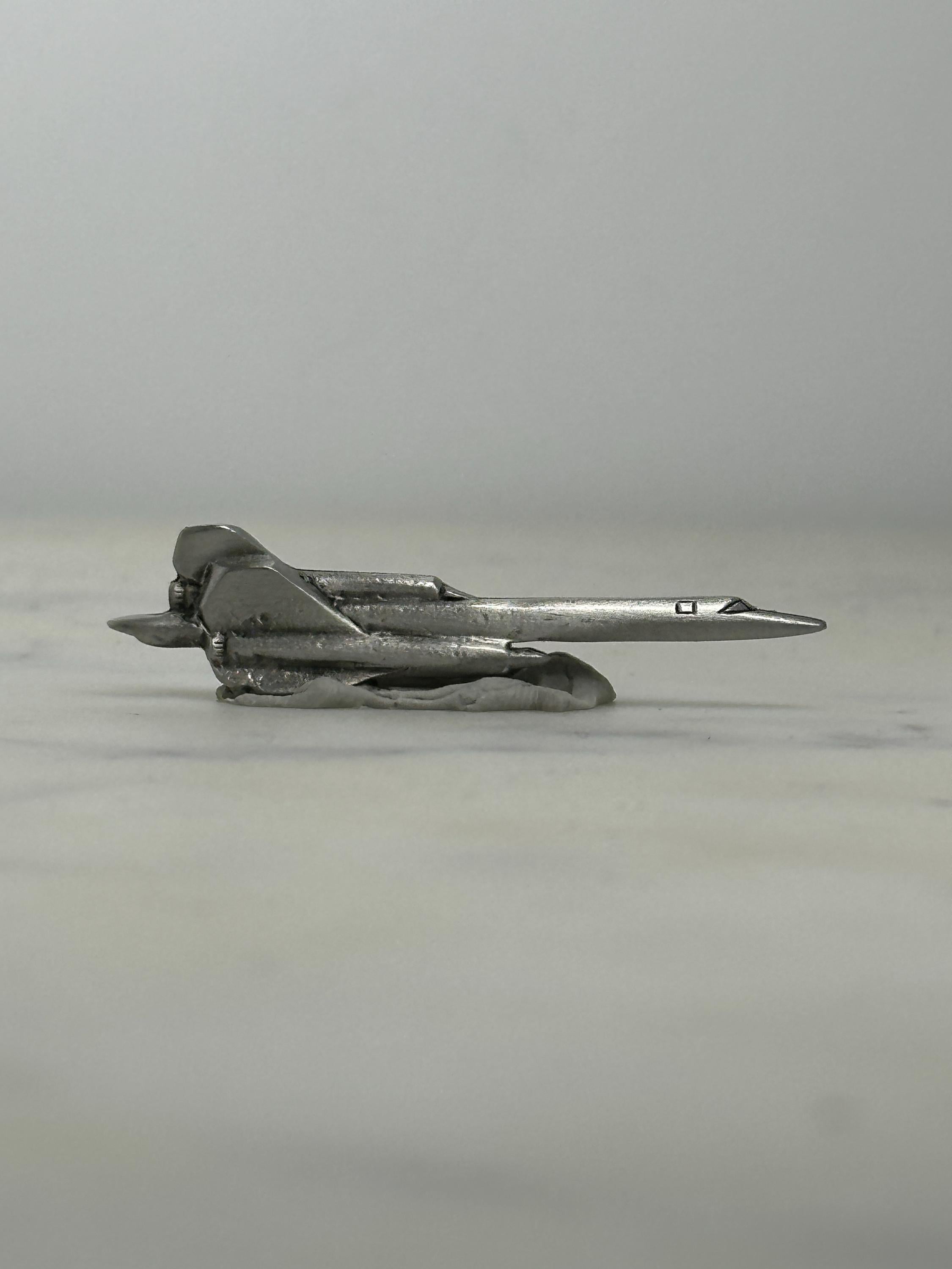 SR-71 Blackbird Jet Pin: Silver Tone Metal - Aviation Collectible Accessory