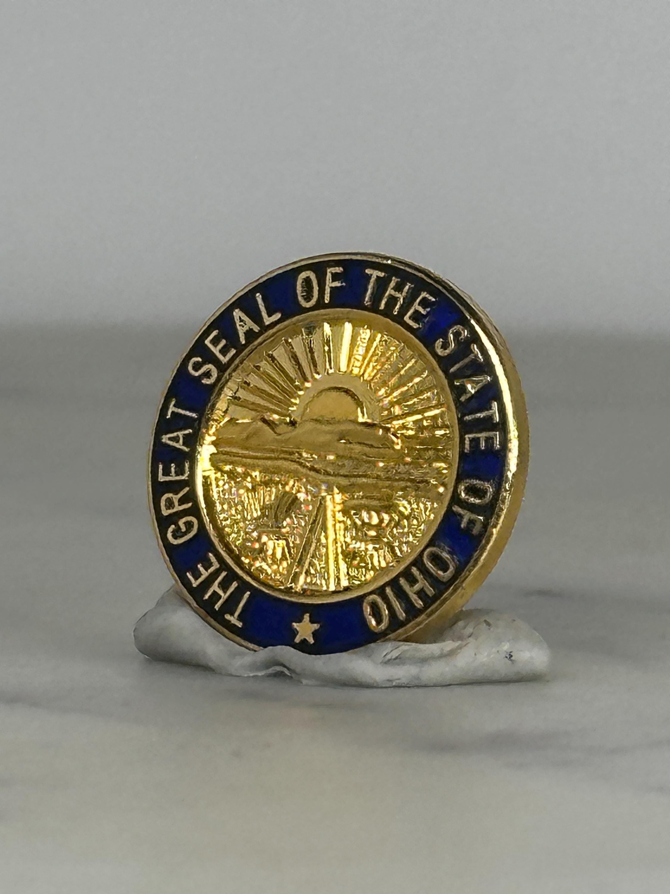 Ohio State Seal Enamel Pin: Gold & Blue Finish - Patriotic Collectible Accessory