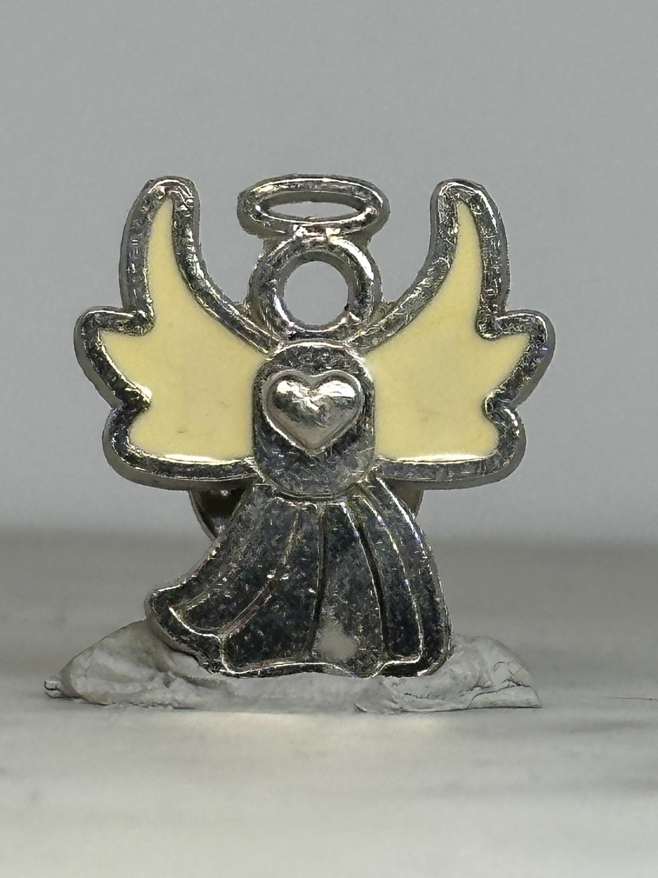 Angel Heart Enamel Pin: Silver & Cream Finish - Vintage Spiritual Accessory