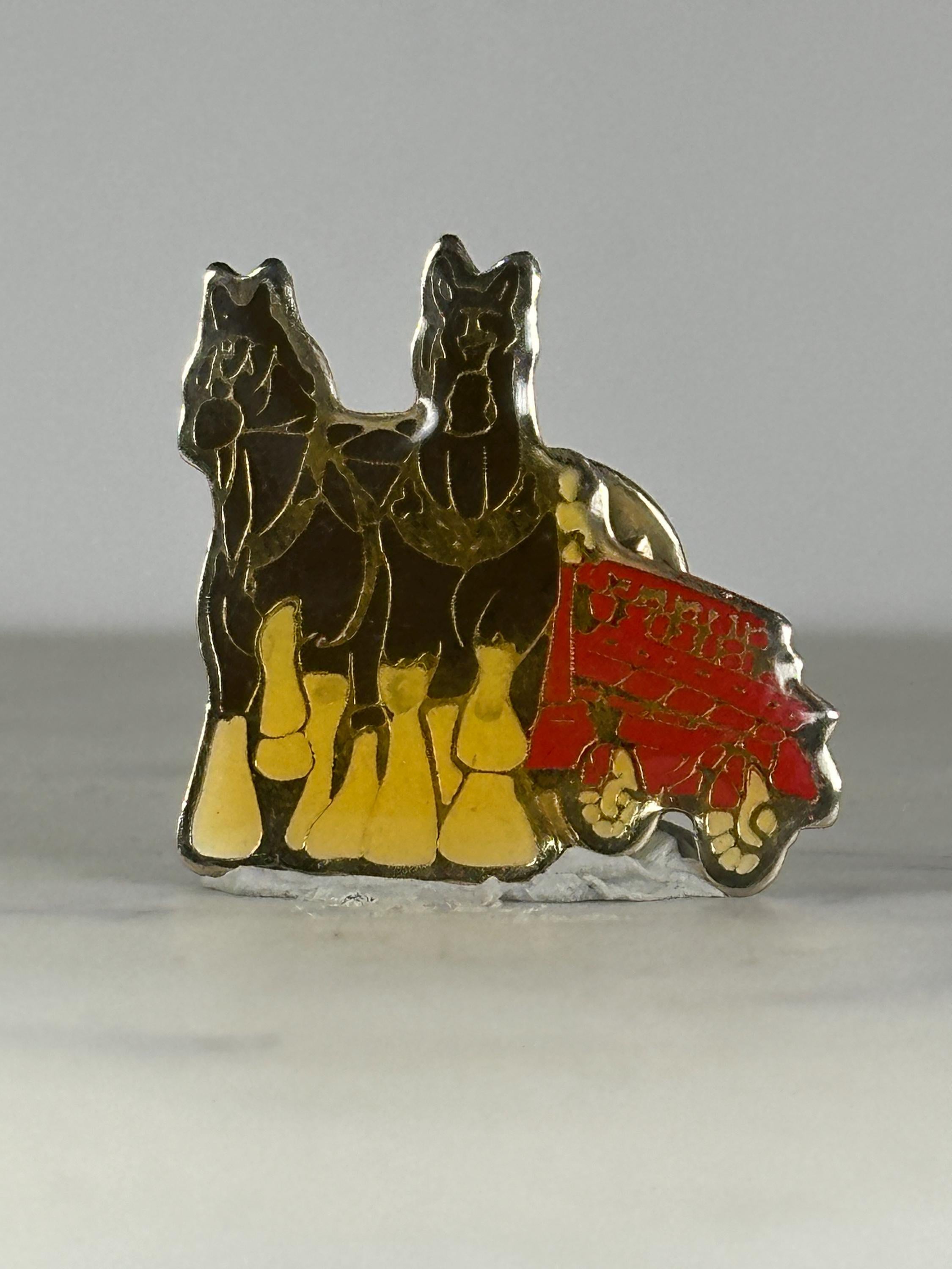Budweiser Clydesdale Horse Enamel Pin: Red Wagon Gold Tone - Vintage Beer Accessory