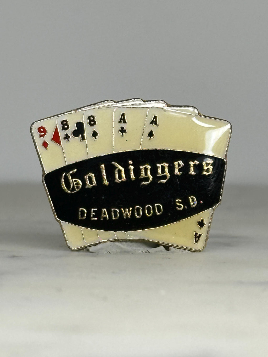 Golddiggers Deadwood SD Pin: Playing Card Style - Vintage Souvenir Accessory