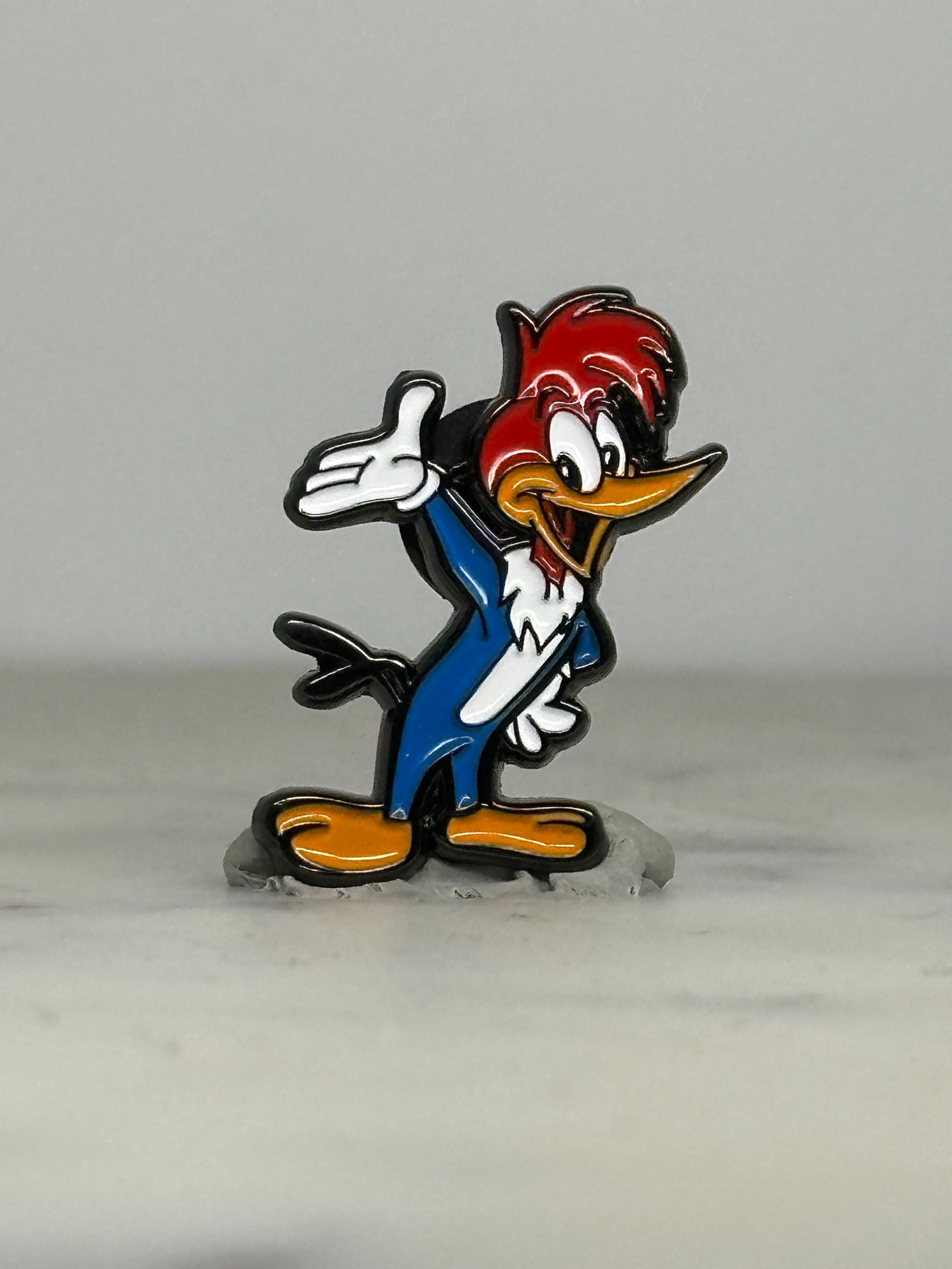 Woody Woodpecker Enamel Pin: Glossy Vintage Style - Cartoon Collectible Accessory
