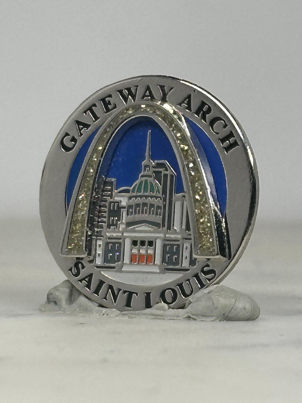 Gateway Arch Souvenir Pin: Silver & Glitter Accent - St. Louis Landmark Accessory