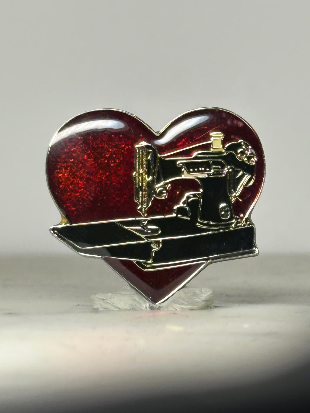 Sewing Machine Enamel Pin: Red Heart Glitter Finish - Retro Crafter Accessory