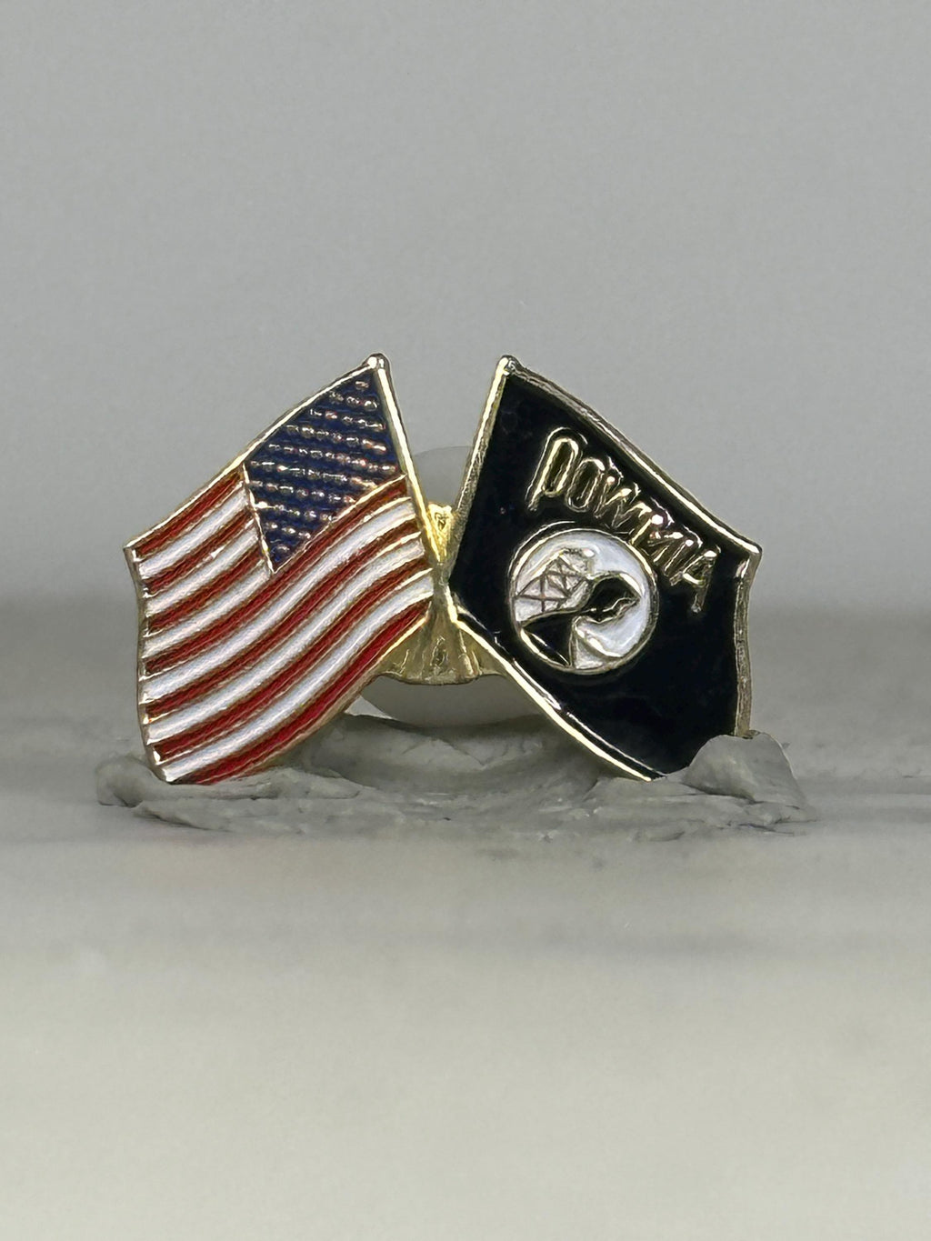 American & POW MIA Flag Pin: Gold Tone Enamel - Patriotic Veteran Accessory