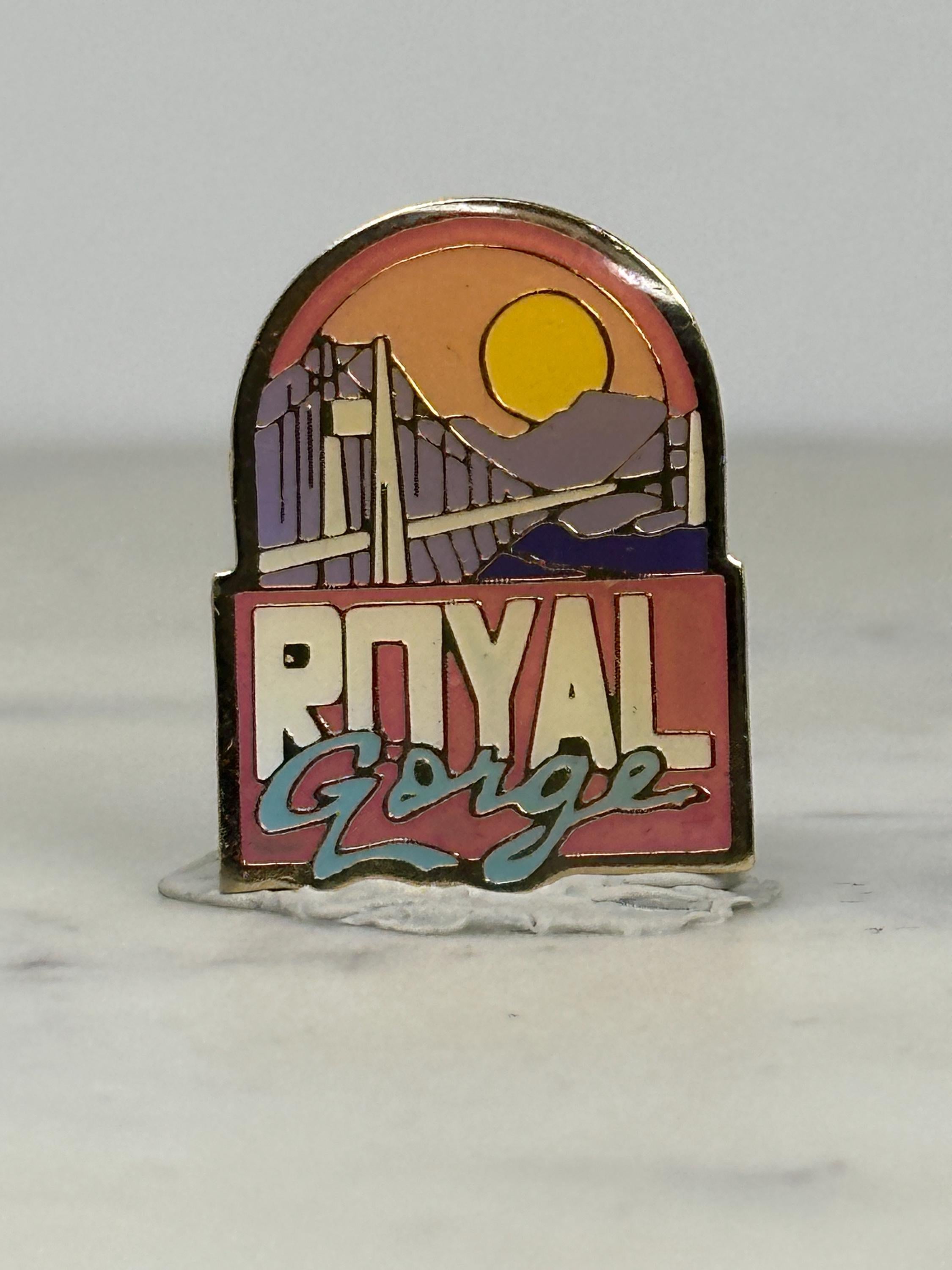 Royal Gorge Souvenir Pin: Sunset Pastel Enamel - Vintage Travel Accessory