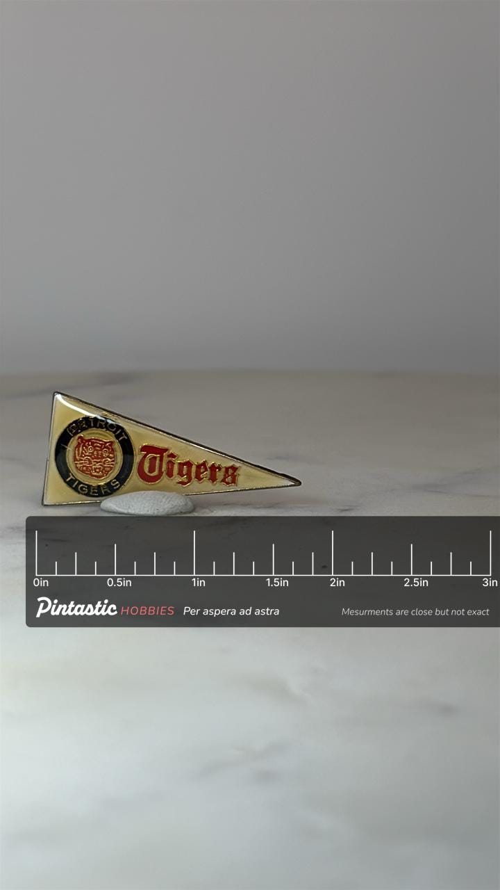 Detroit Tigers Pennant Pin: Cream Enamel Finish - Vintage Sports Accessory with ruler overlay for size reference