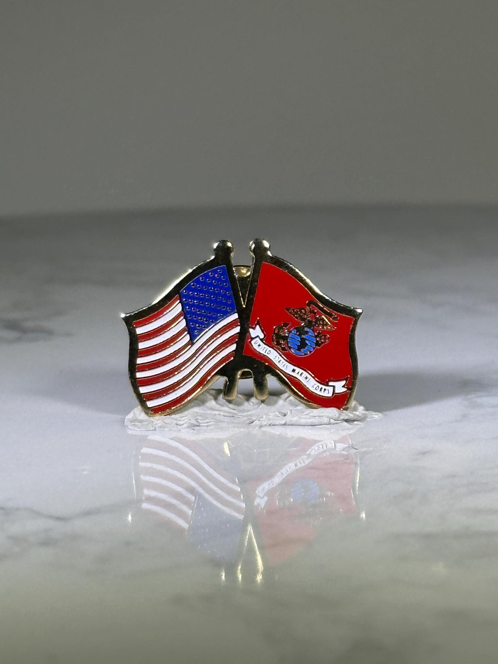 USMC & American Flag Pin: Gold Tone Enamel - Patriotic Military Accessory