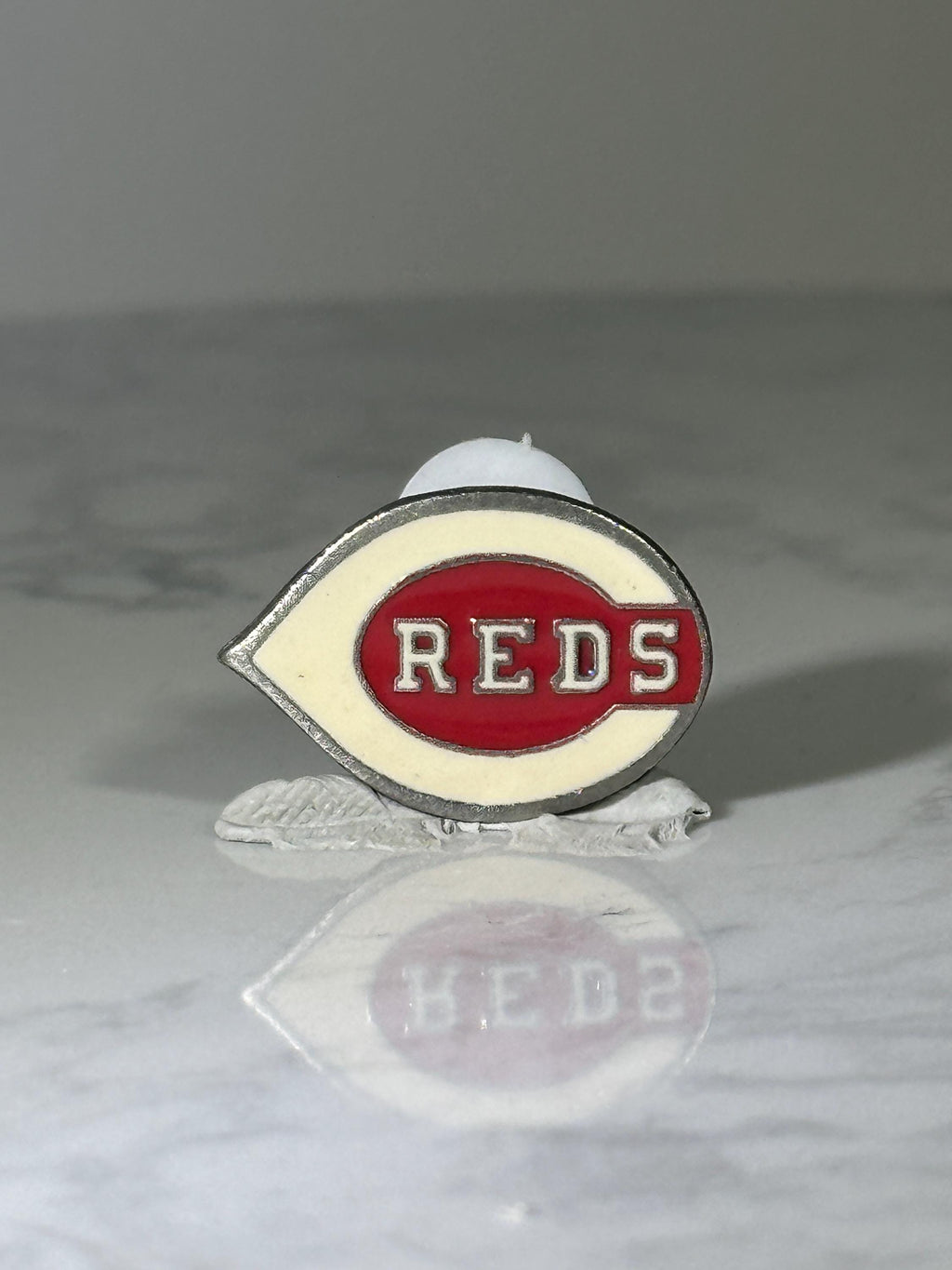 Cincinnati Reds Baseball Pin: Red & White Enamel - Vintage Sports Accessory
