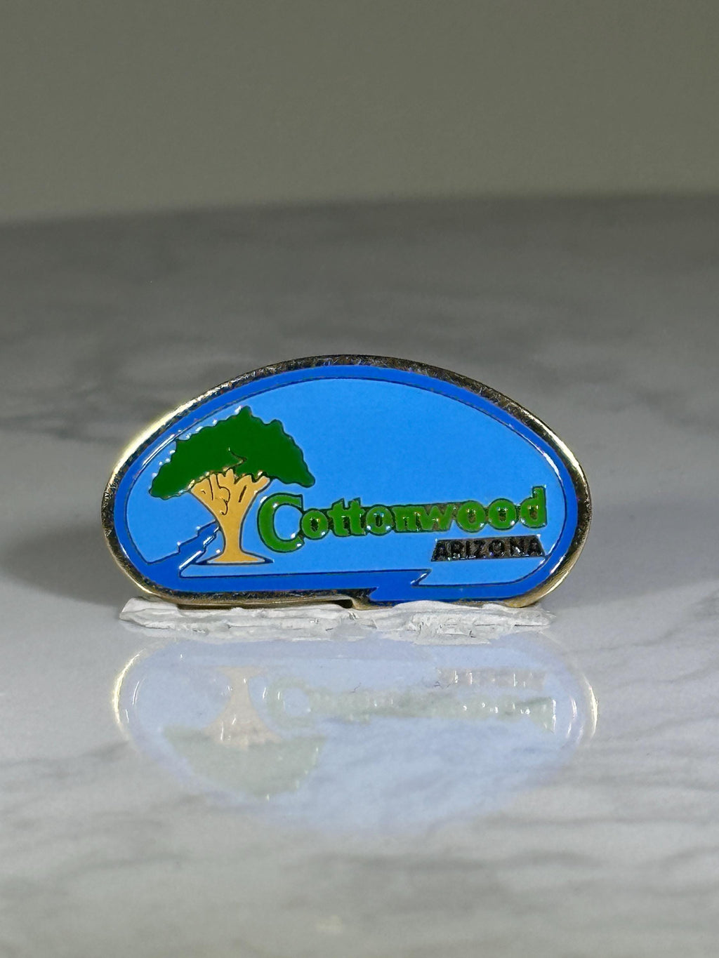 Cottonwood Arizona Pin: Blue Enamel & Gold Trim - Vintage Travel Accessory