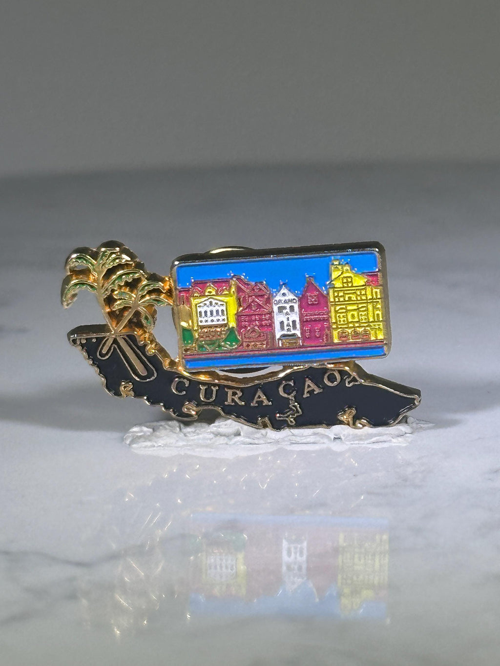 Curaçao Souvenir Pin: Enamel & Gold Tone - Caribbean Travel Accessory