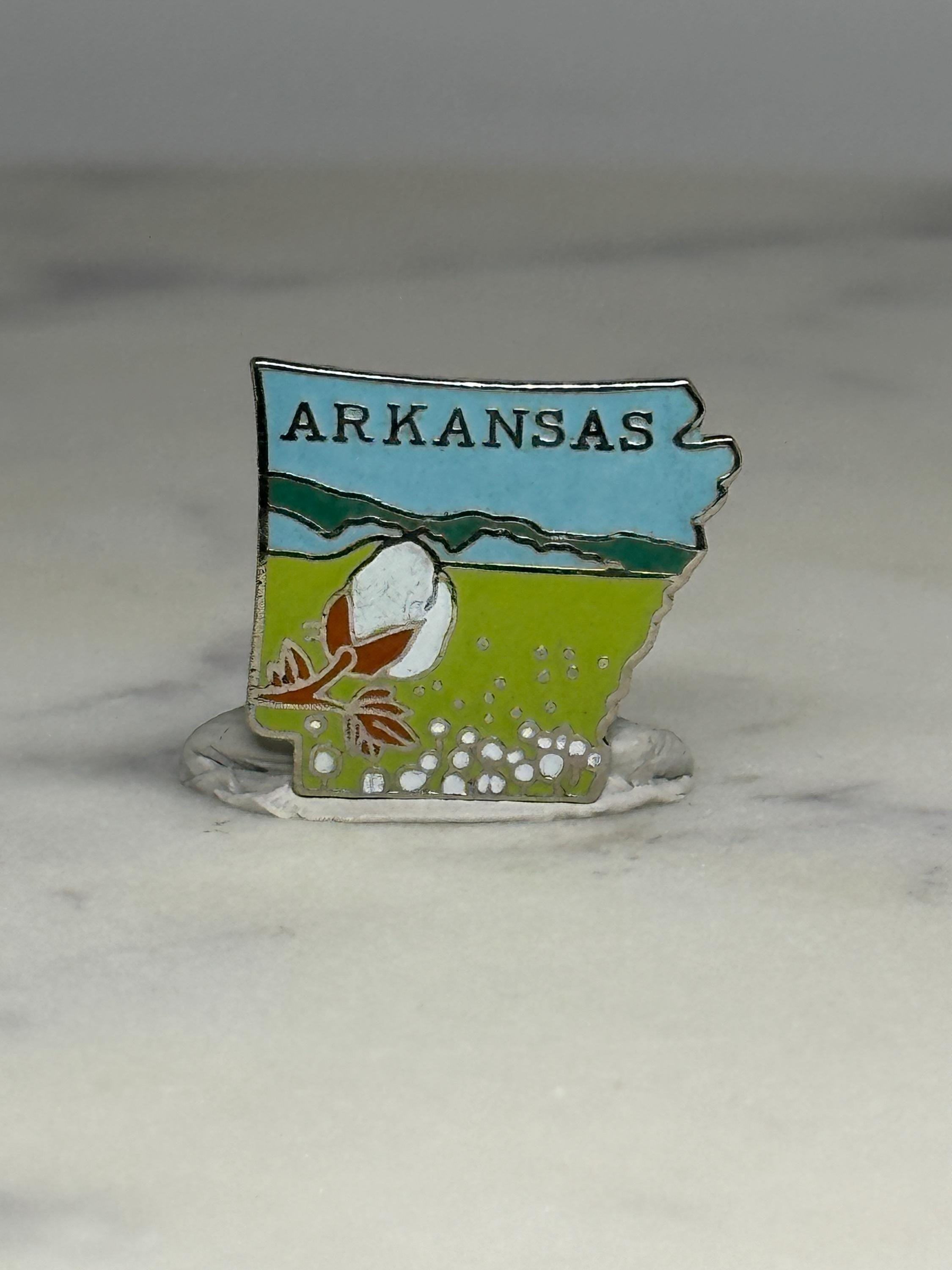 Arkansas State Travel Pin: Colorful Enamel - Vintage Souvenir Accessory