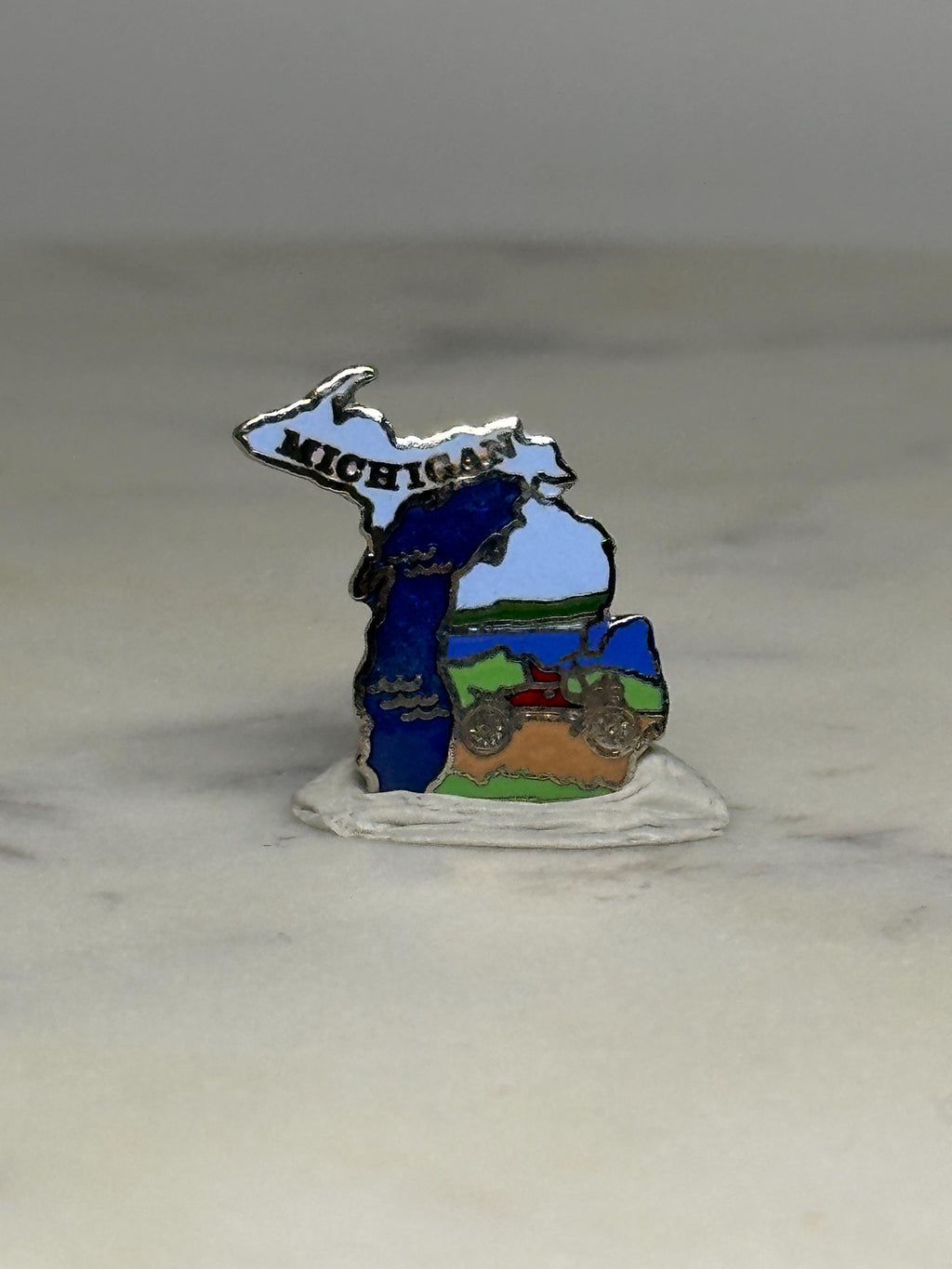 Michigan State Shaped Pin: Colorful Enamel Finish - Travel Souvenir Accessory
