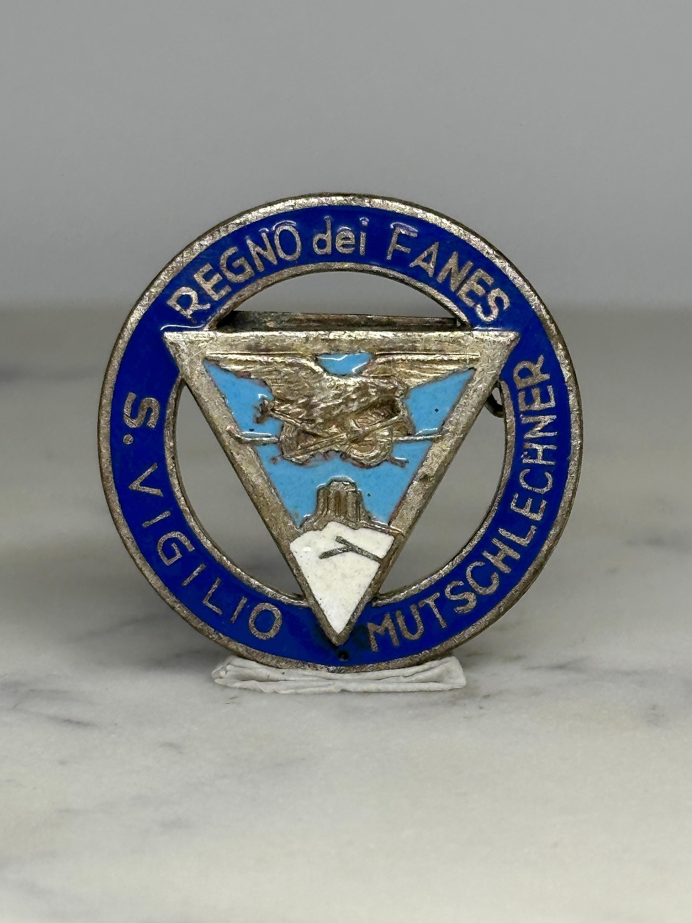 Regno dei Fanes Souvenir Pin: Blue Enamel Metal - Vintage Travel Accessory