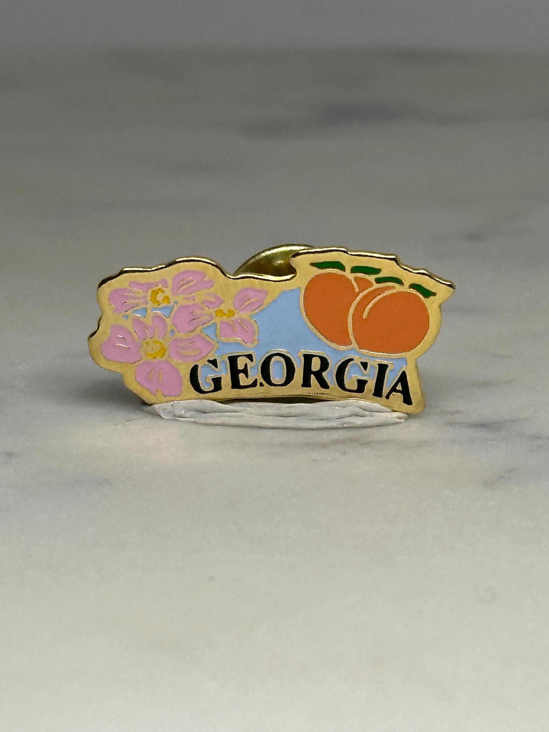 Georgia State Souvenir Pin: Gold Enamel Peaches & Flowers - Vintage Travel Accessory