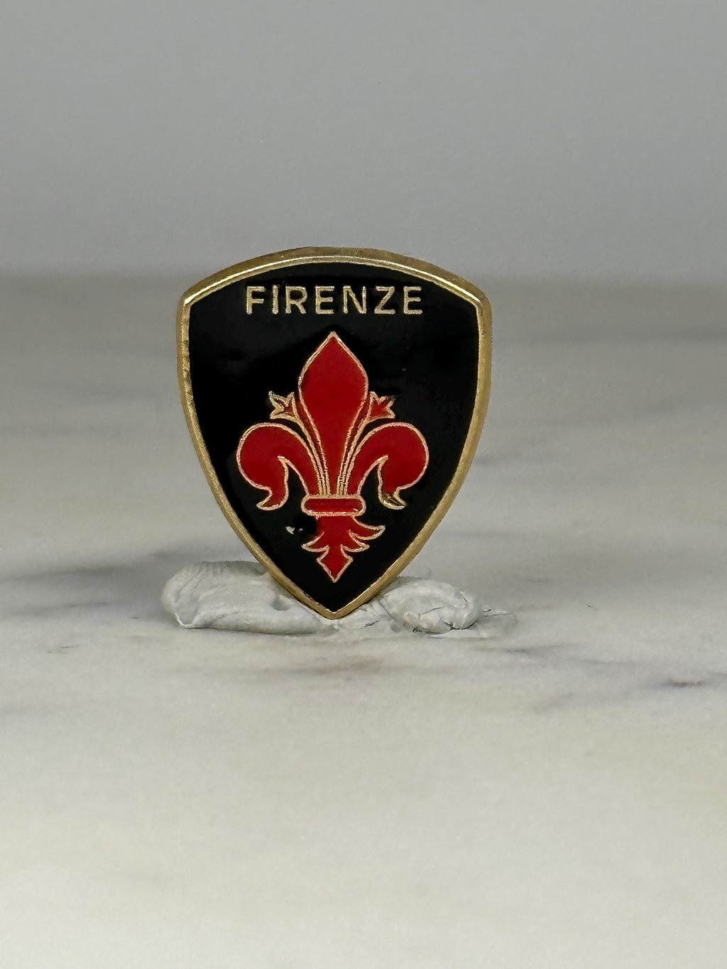 Firenze Travel Shield Pin: Black and Red Enamel - Italy Souvenir Accessory