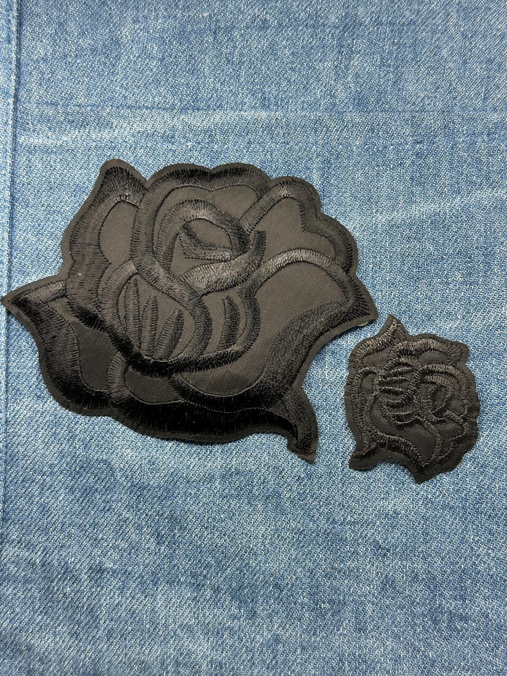 Black Rose Patch Set: Iron-On Matte Finish - Gothic Accessory