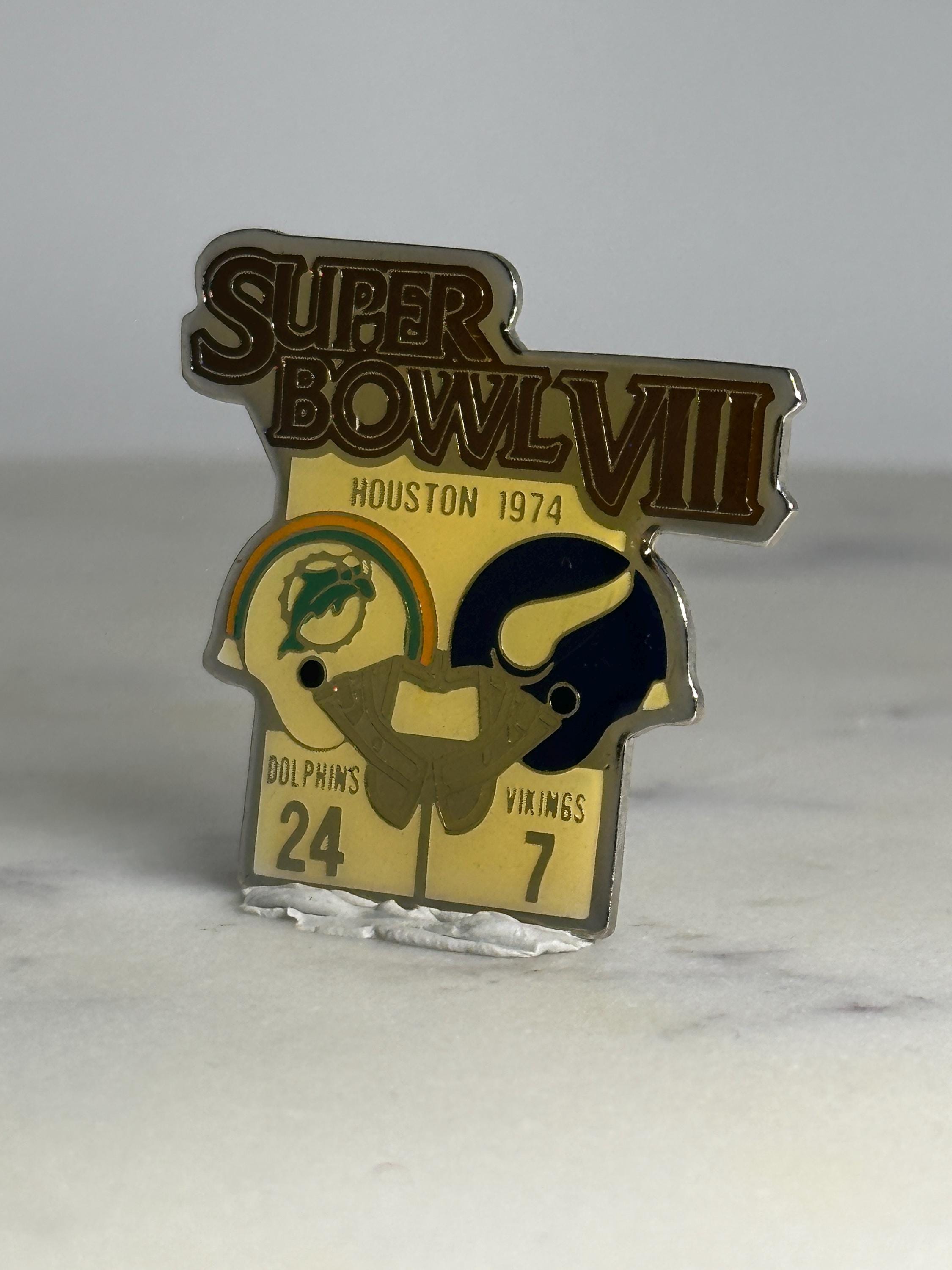 Super Bowl VIII Collector Pin: Enamel Finish - 1974 Sports Accessory