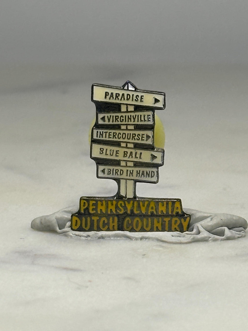 Pennsylvania Dutch Country Enamel Pin: Novelty Signpost - Retro Travel Accessory