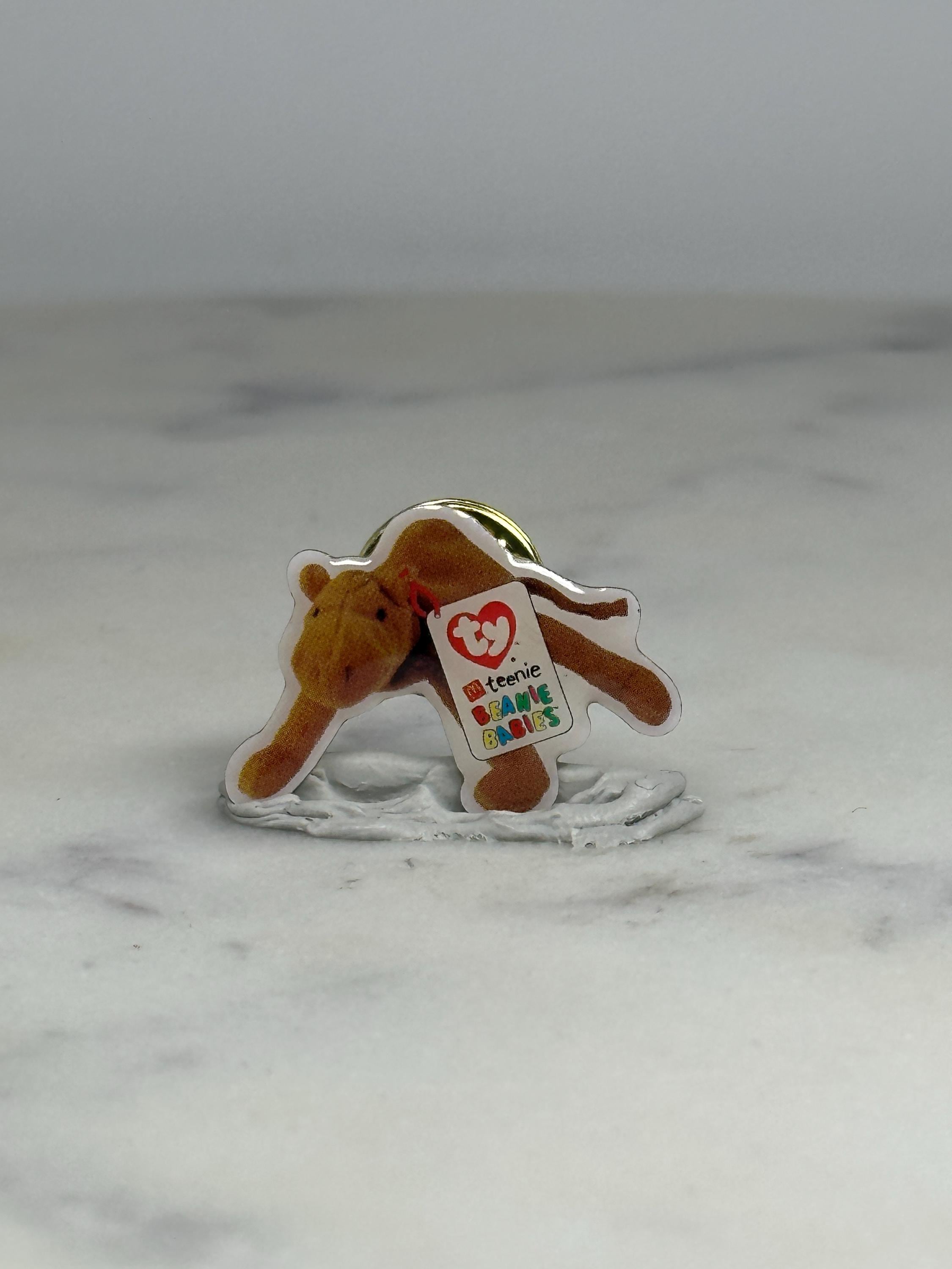 Beanie Babies Camel Pin: Matte Photo Style - 90s Toy Accessory