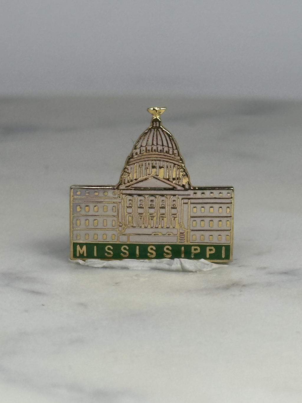 Mississippi Capitol Building Pin: Gold & Enamel - Vintage Souvenir Accessory
