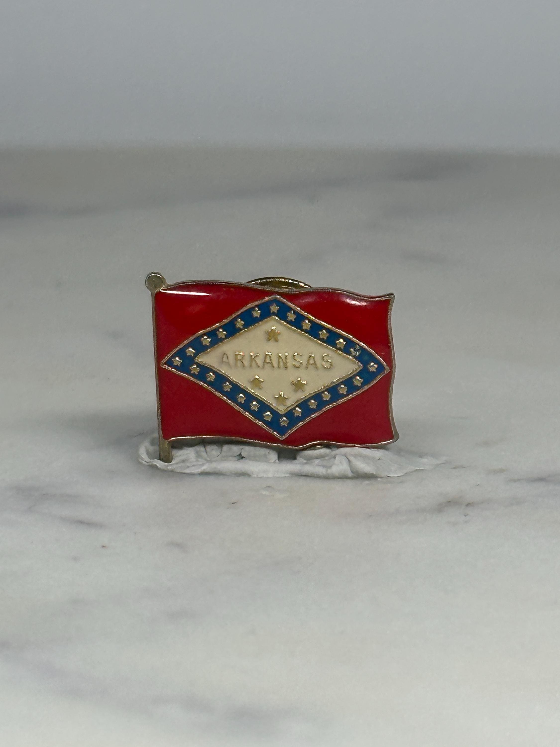Arkansas State Flag Pin: Red Enamel Gold-Tone - Vintage Travel Accessory