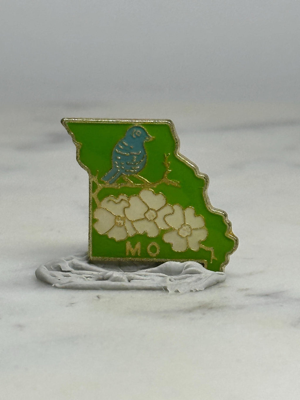 Missouri State Bird Flower Pin: Green Enamel - Vintage Souvenir Accessory