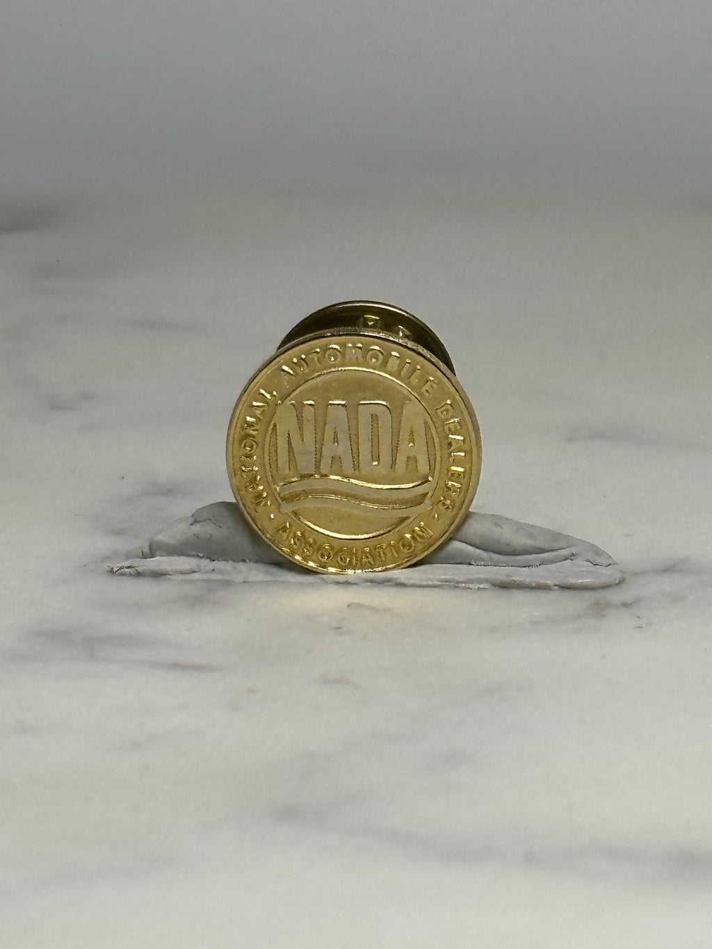 NADA Dealer Pin: Gold Tone Round - Vintage Auto Industry Accessory