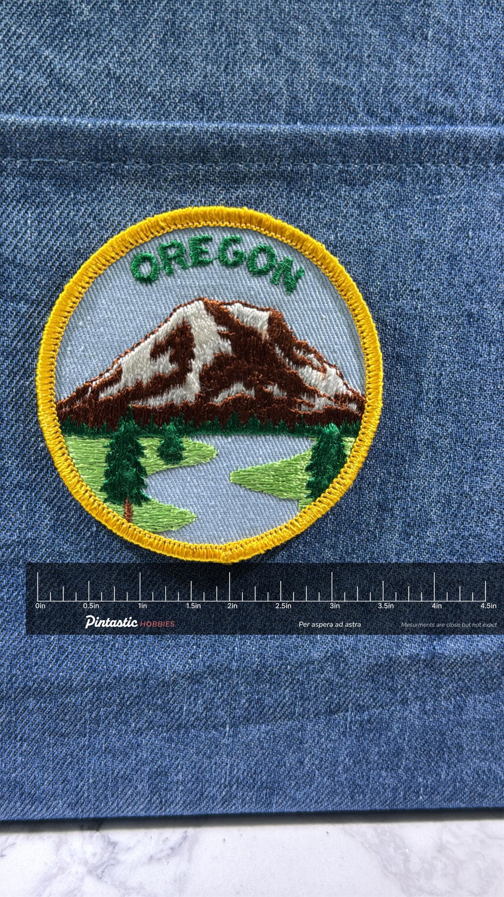 Oregon Collectable Patch: Iron-On Round Landscape - Vintage Travel Accessory with ruler overlay for size reference