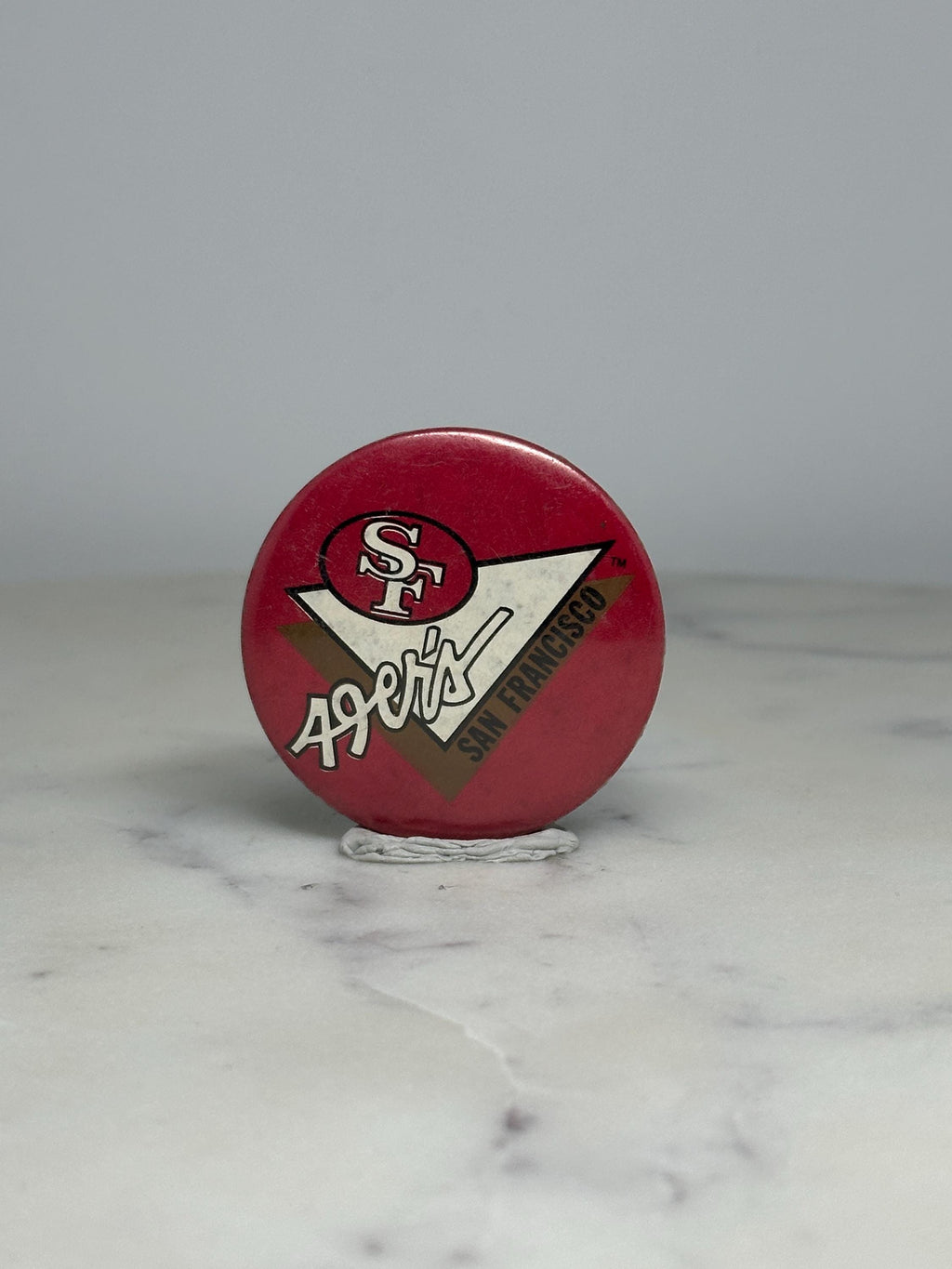 San Francisco 49ers Button Pin: Red & White Retro - Vintage Sports Accessory