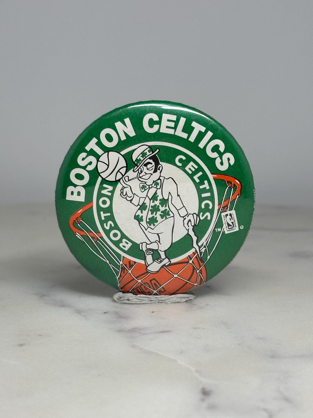 Boston Celtics Basketball Pin: Green & White Finish - Vintage Sports Accessory