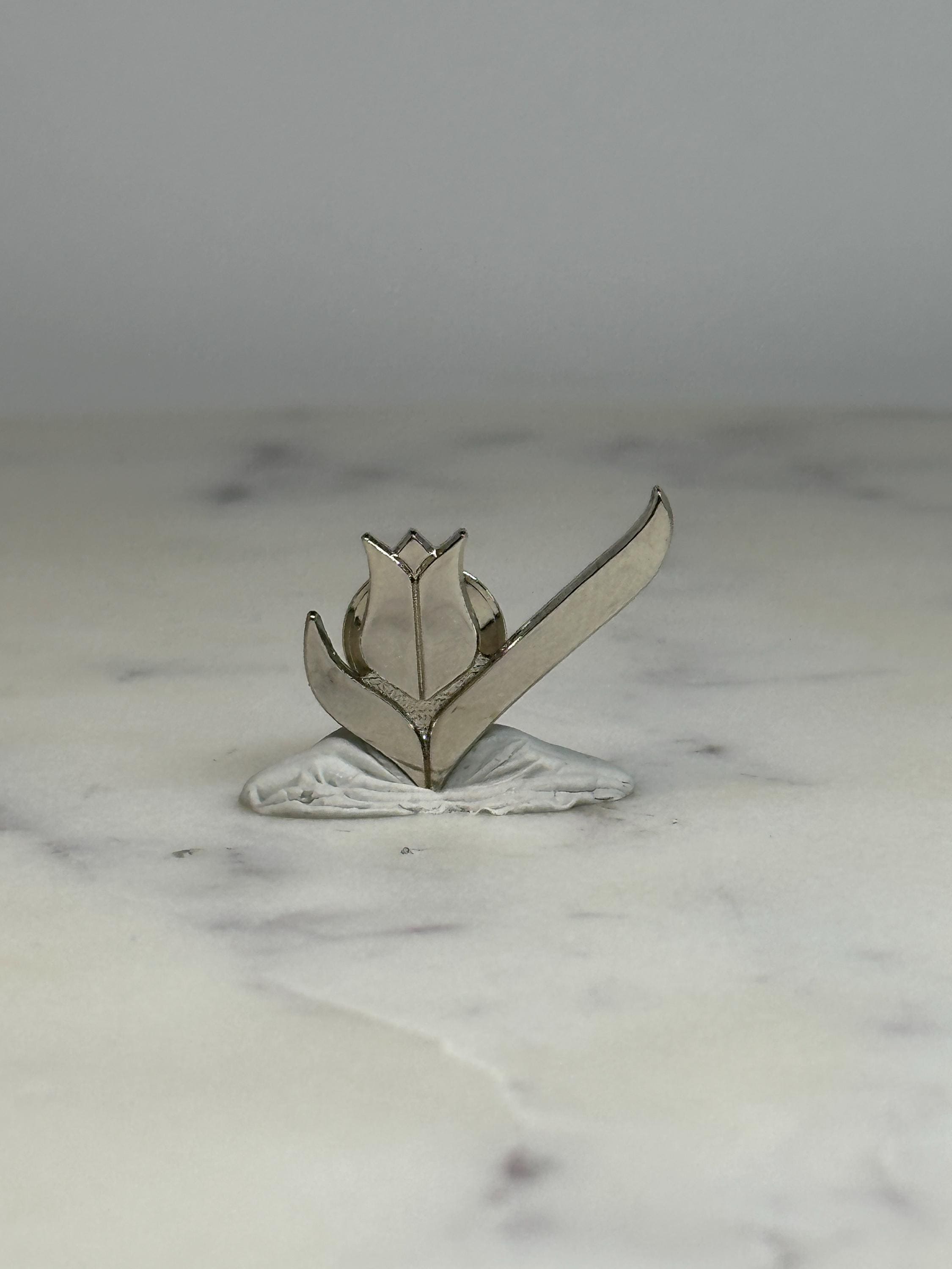 Tulip Flower Lapel Pin: Silver-Tone Minimalist - Vintage Accessory