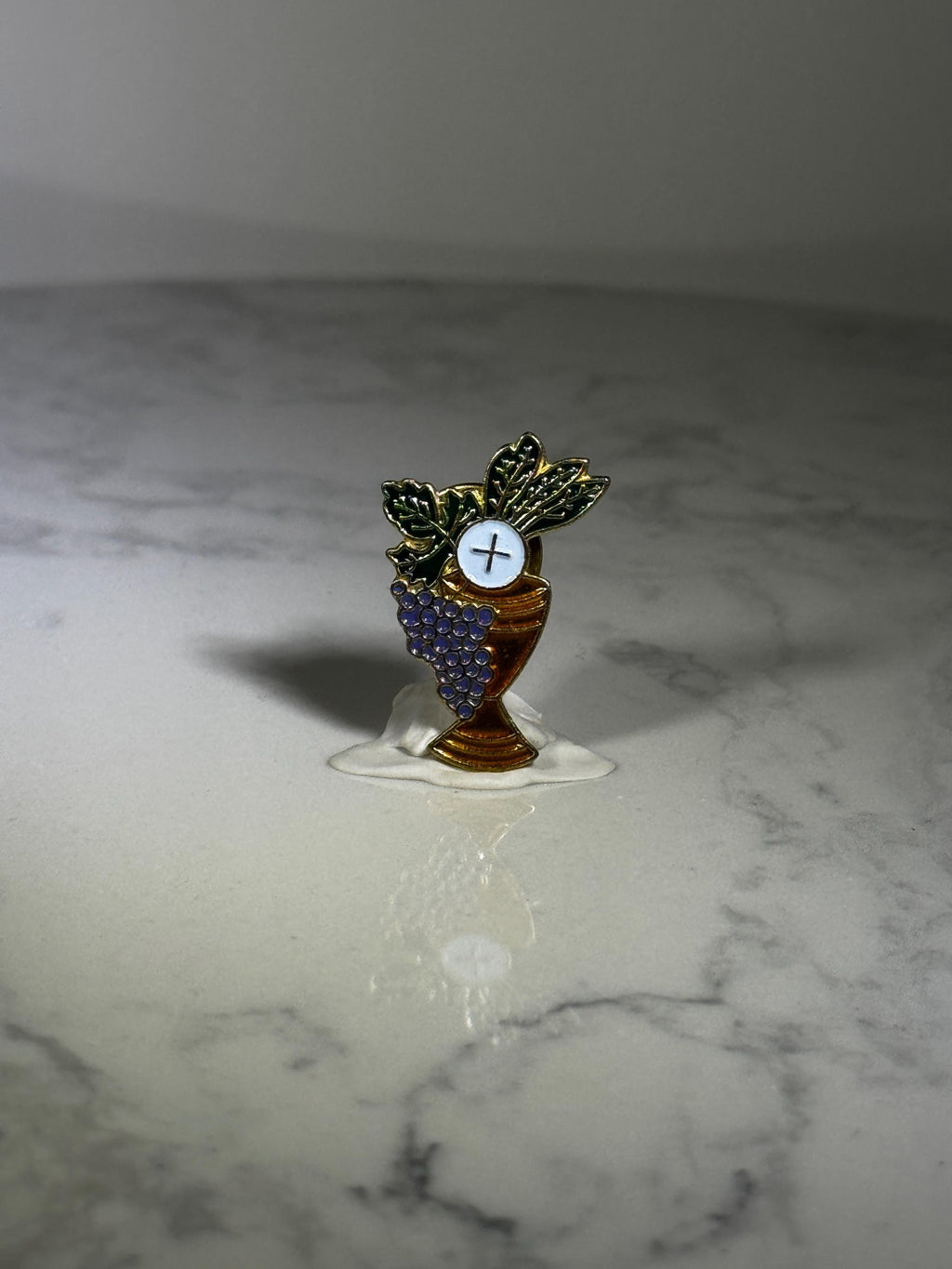 Communion Chalice Pin: Gold Enamel with Grapes & Host - Religious Accessory