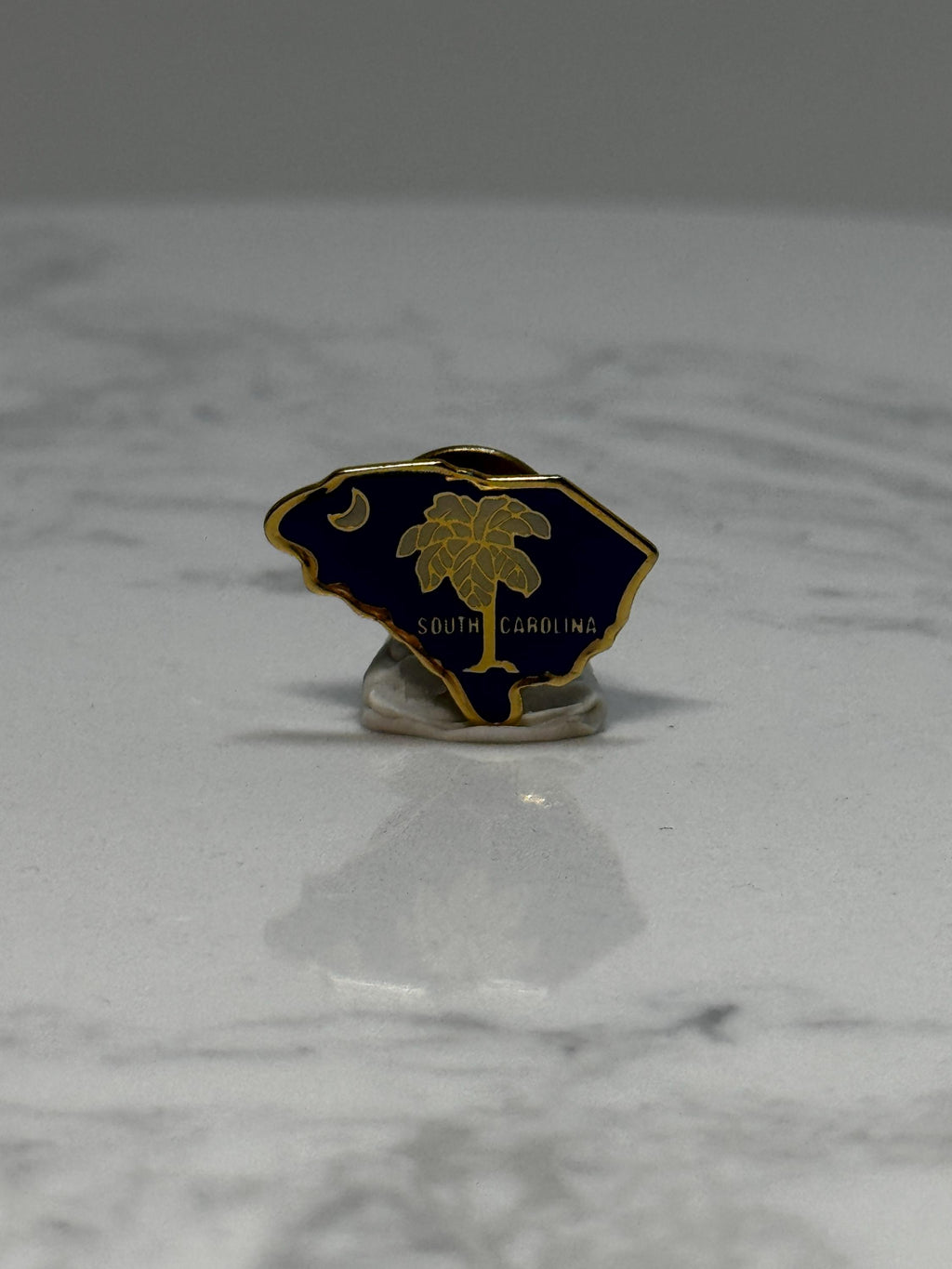 South Carolina State Pin: Navy & Gold Enamel - Travel Souvenir Accessory