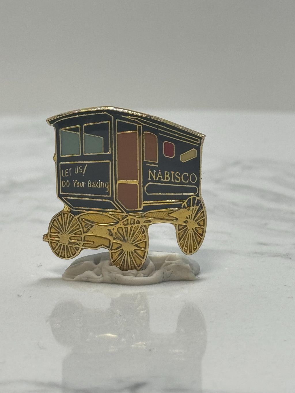 Nabisco Wagon Enamel Pin: Gold Tone Hard Enamel - Vintage Advertising Accessory
