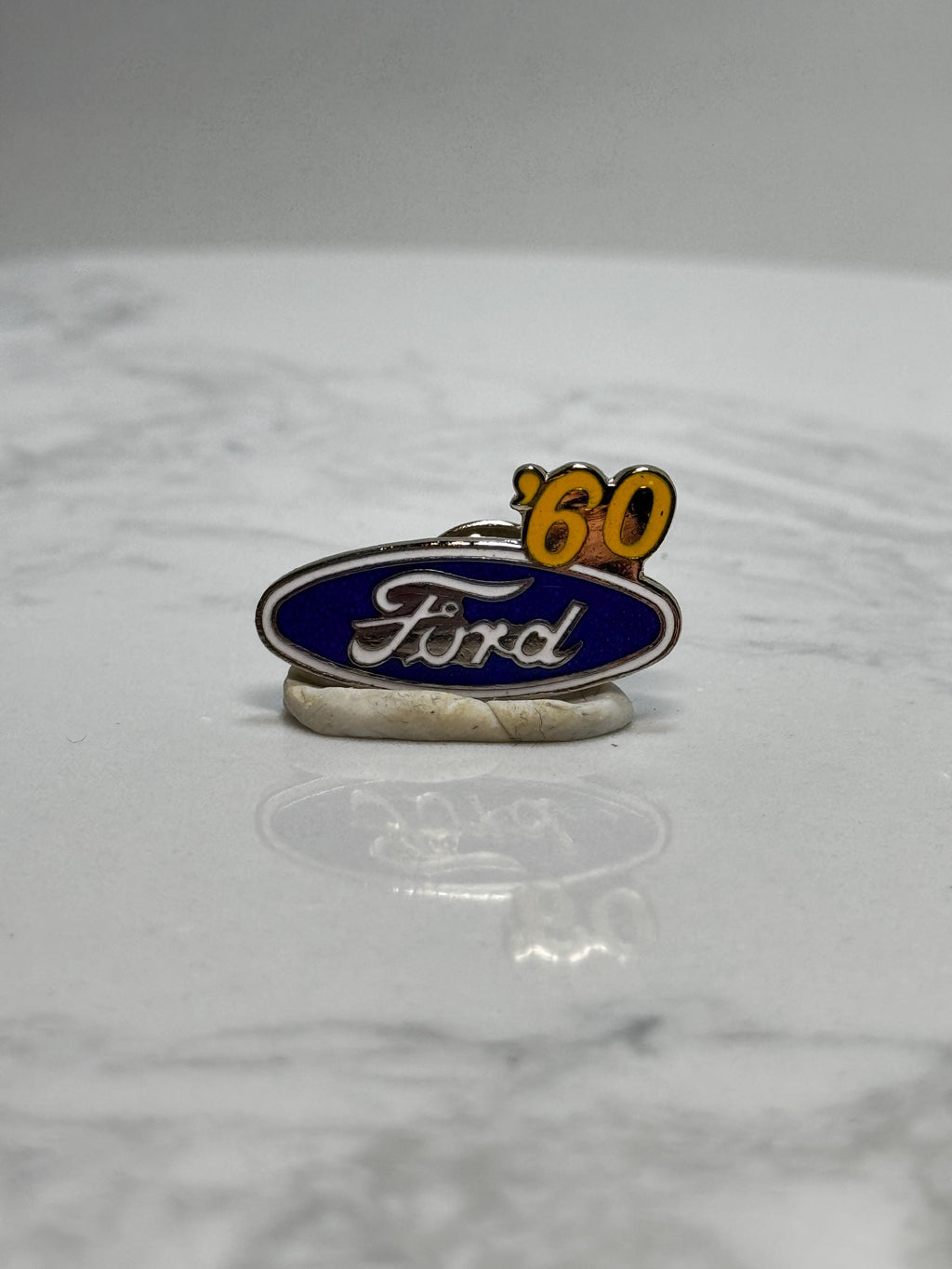 Ford '60 Logo Pin: Blue Enamel Finish - Vintage Car Accessory