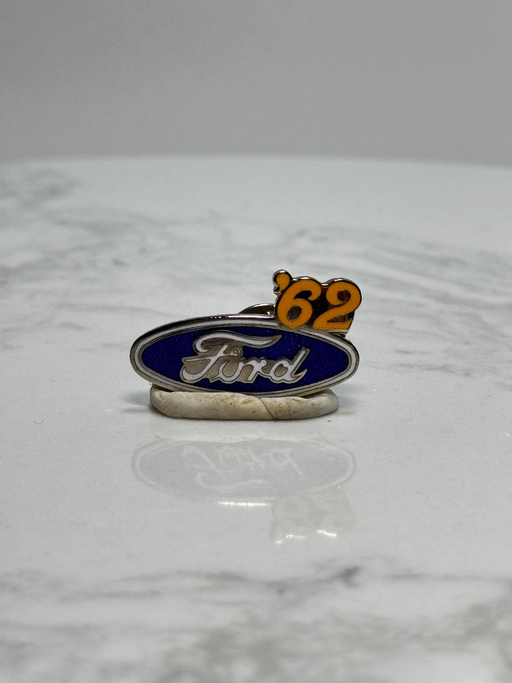 Ford '62 Logo Pin: Blue Enamel - 1962 Car Collectible Accessory