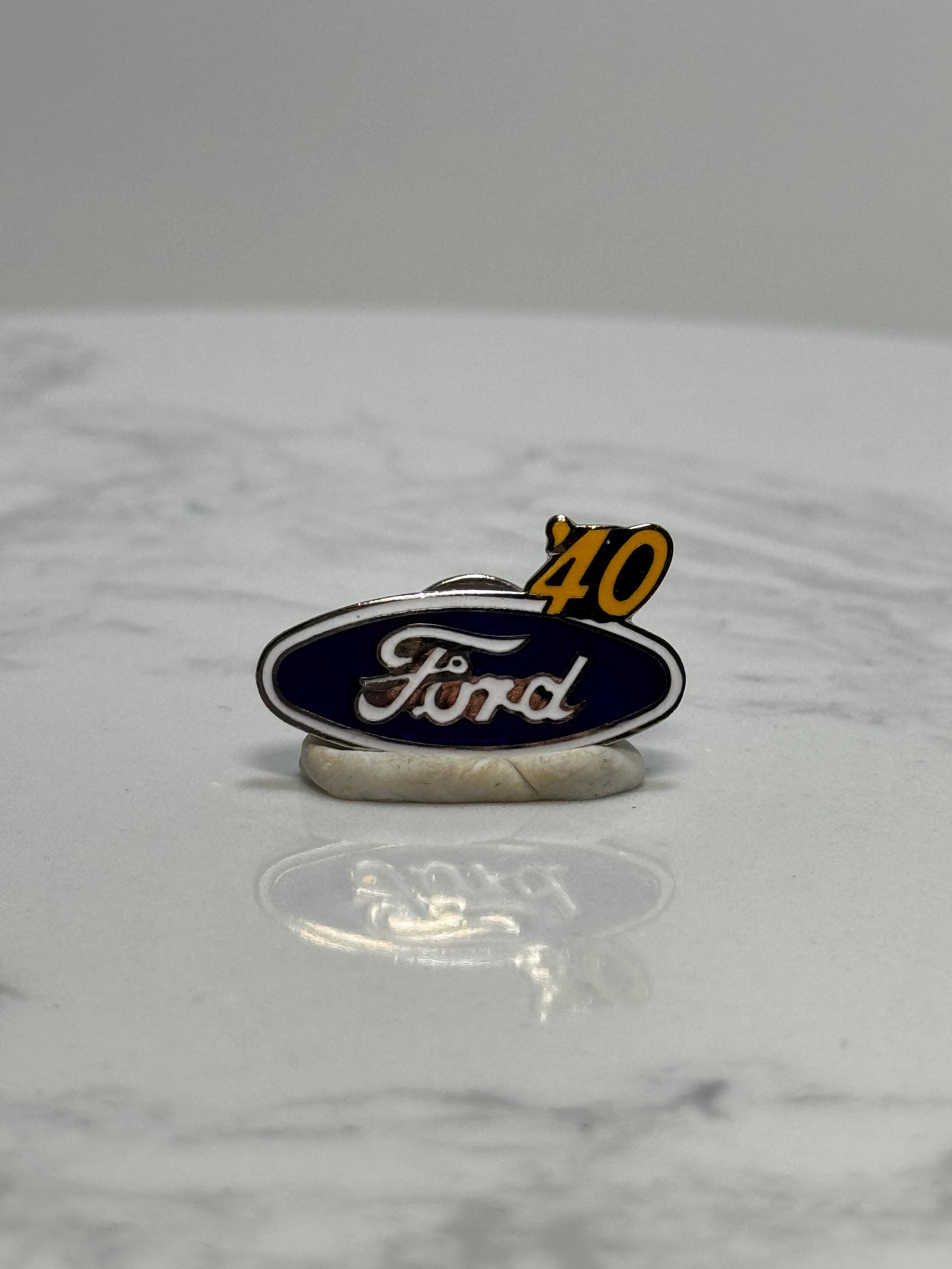 Ford '40 Car Logo Pin: Blue & Yellow Enamel - Vintage Auto Accessory